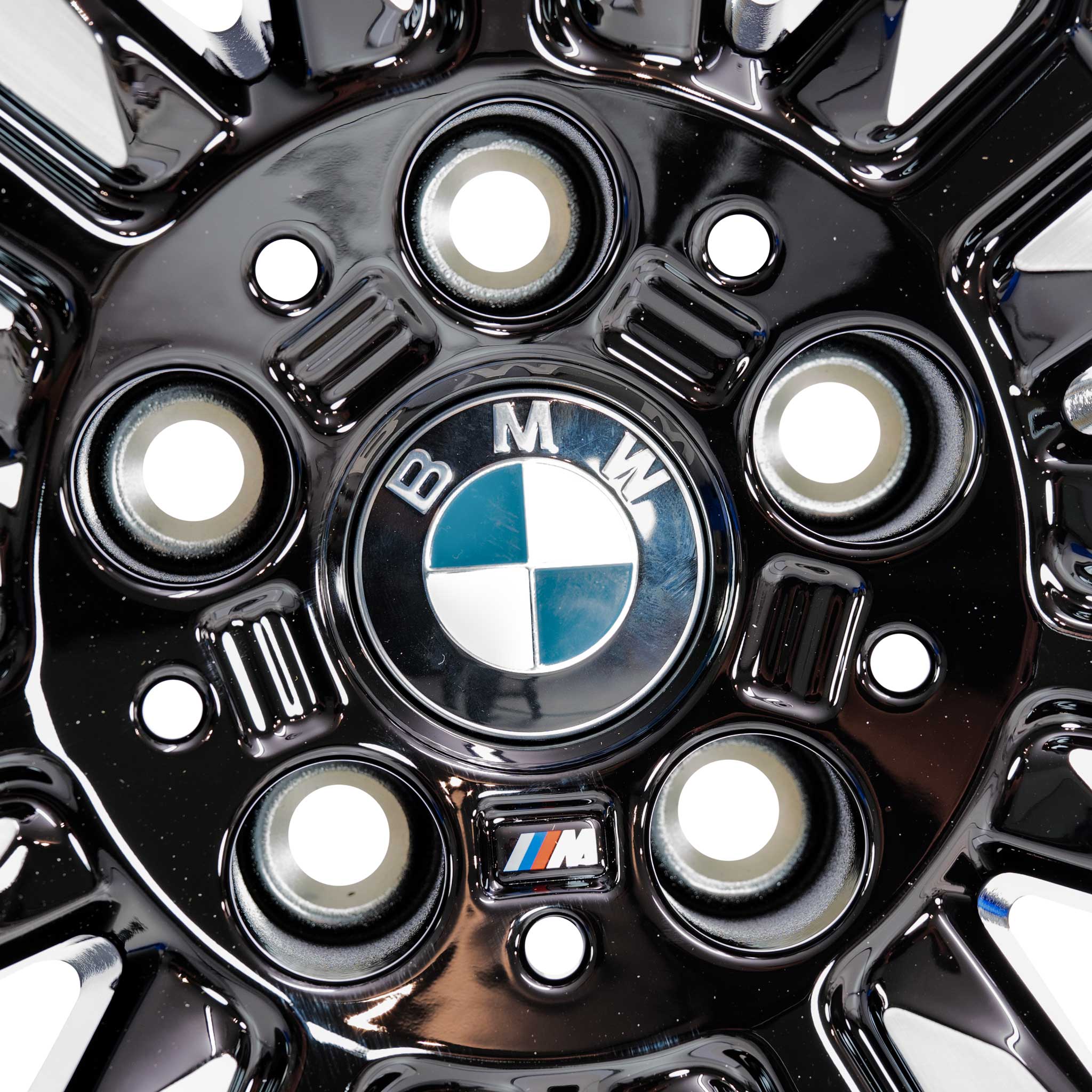 BMW 868M Jet Black with Bright Turned Alloy Wheel Product Image #4