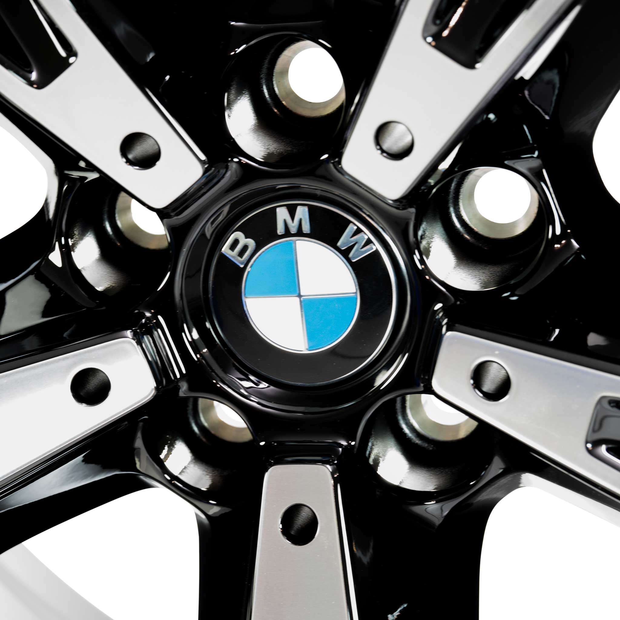 BMW 937 Jet Black Solid with Bright Turned Alloy Wheel Product Image #4
