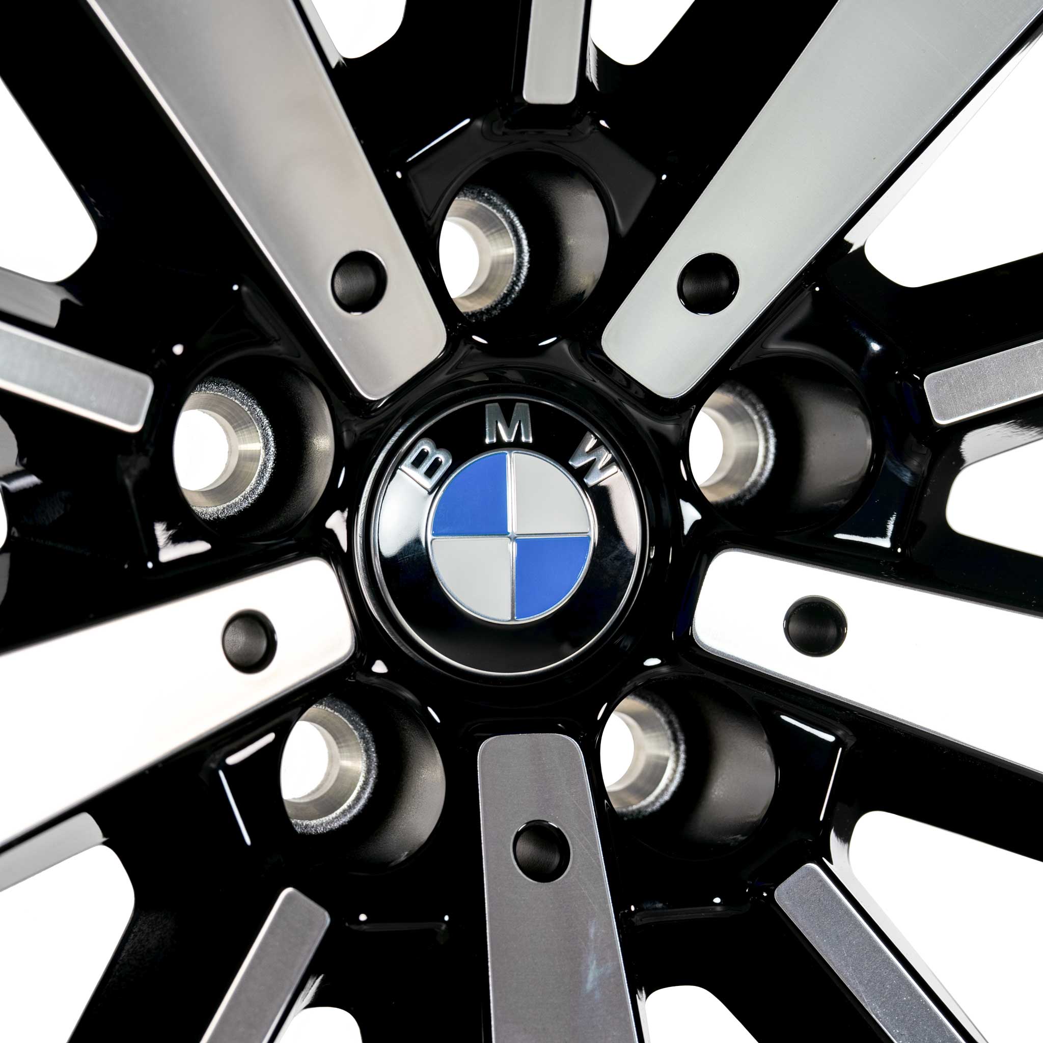 BMW 938M Jet Black Solid with Bright Turned Alloy Wheel Product Image #4
