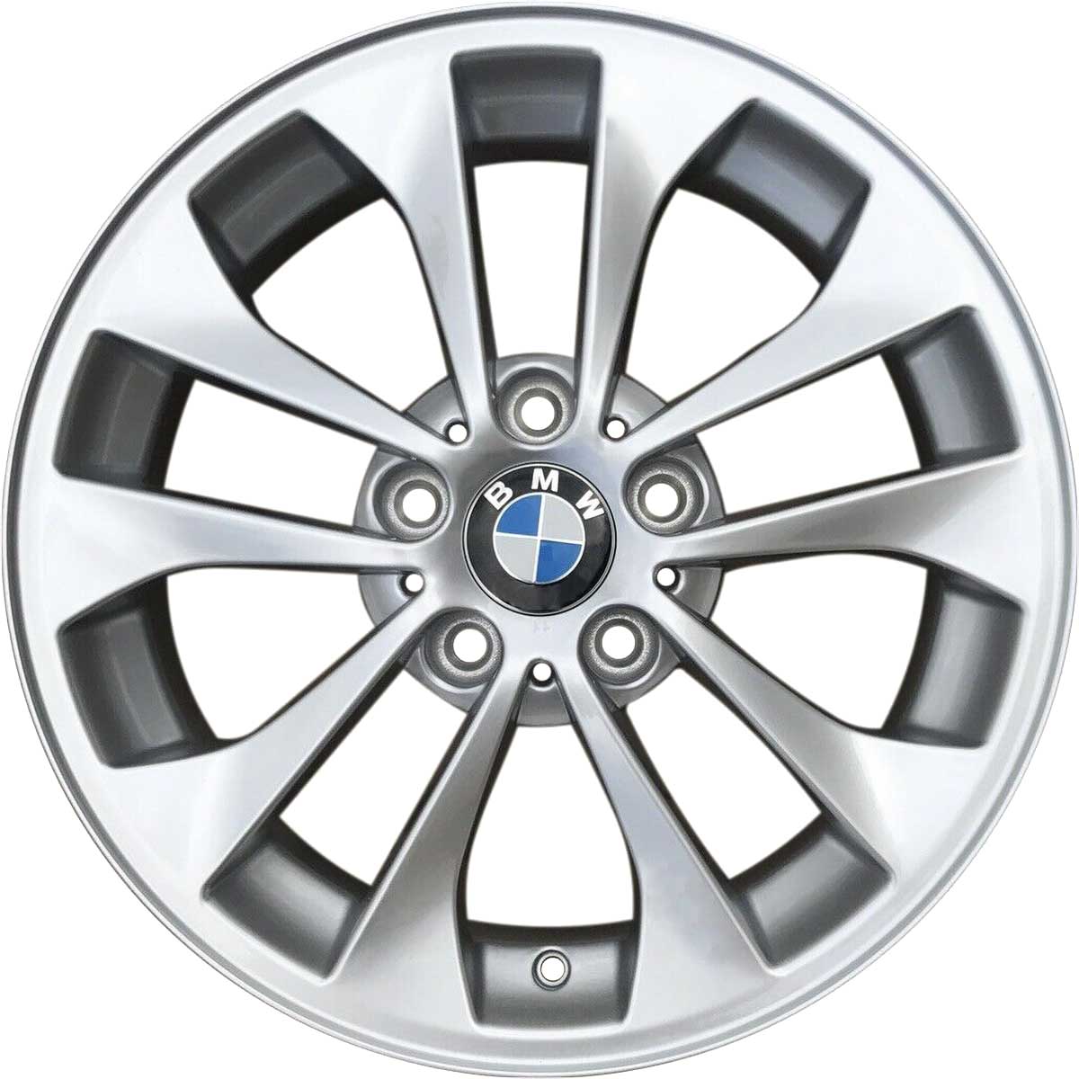 BMW 98 Silver Alloy Wheel Product Image #1