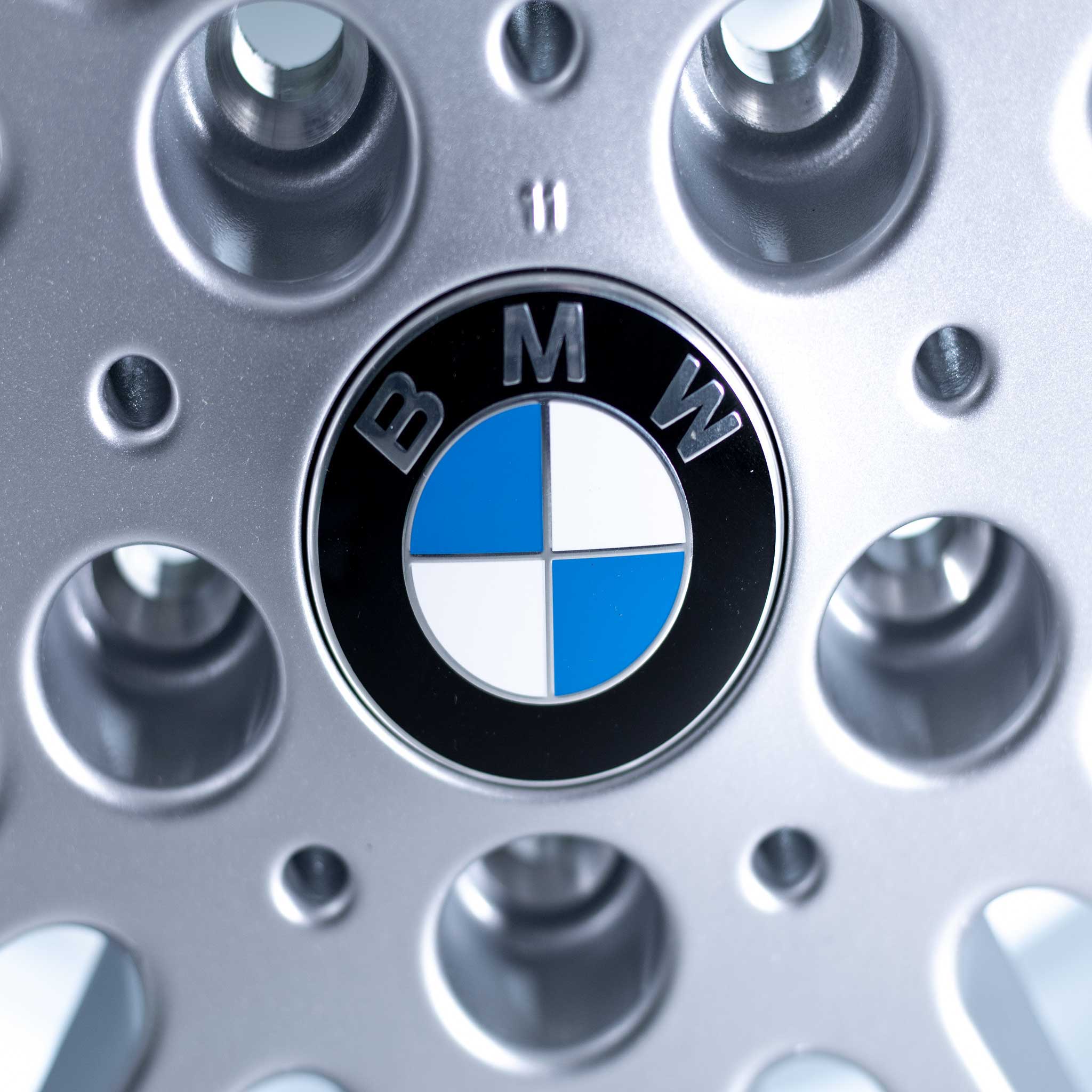 BMW 89 Silver Alloy Wheel Product Image #4