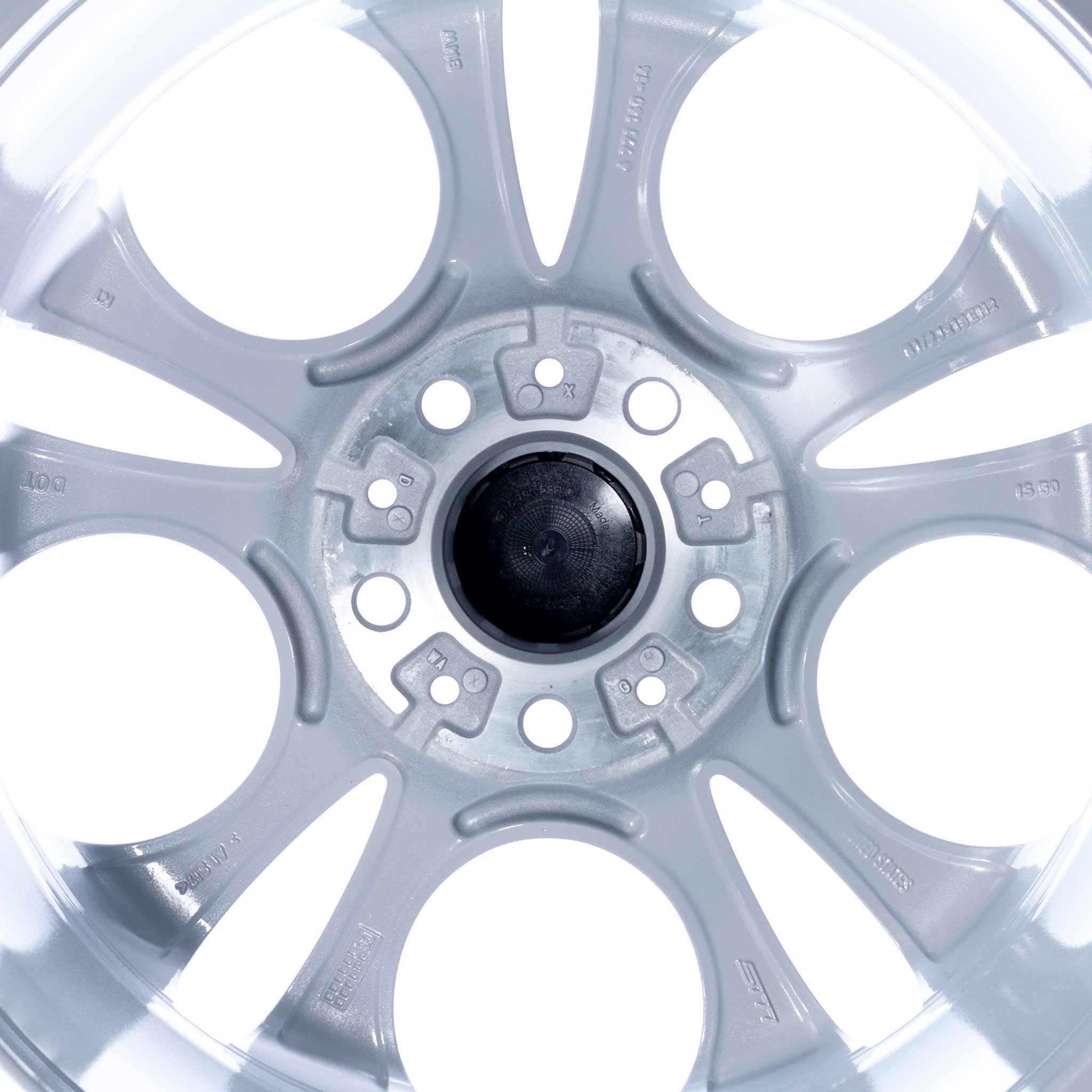 BMW 202 Silver Alloy Wheel Product Image #3