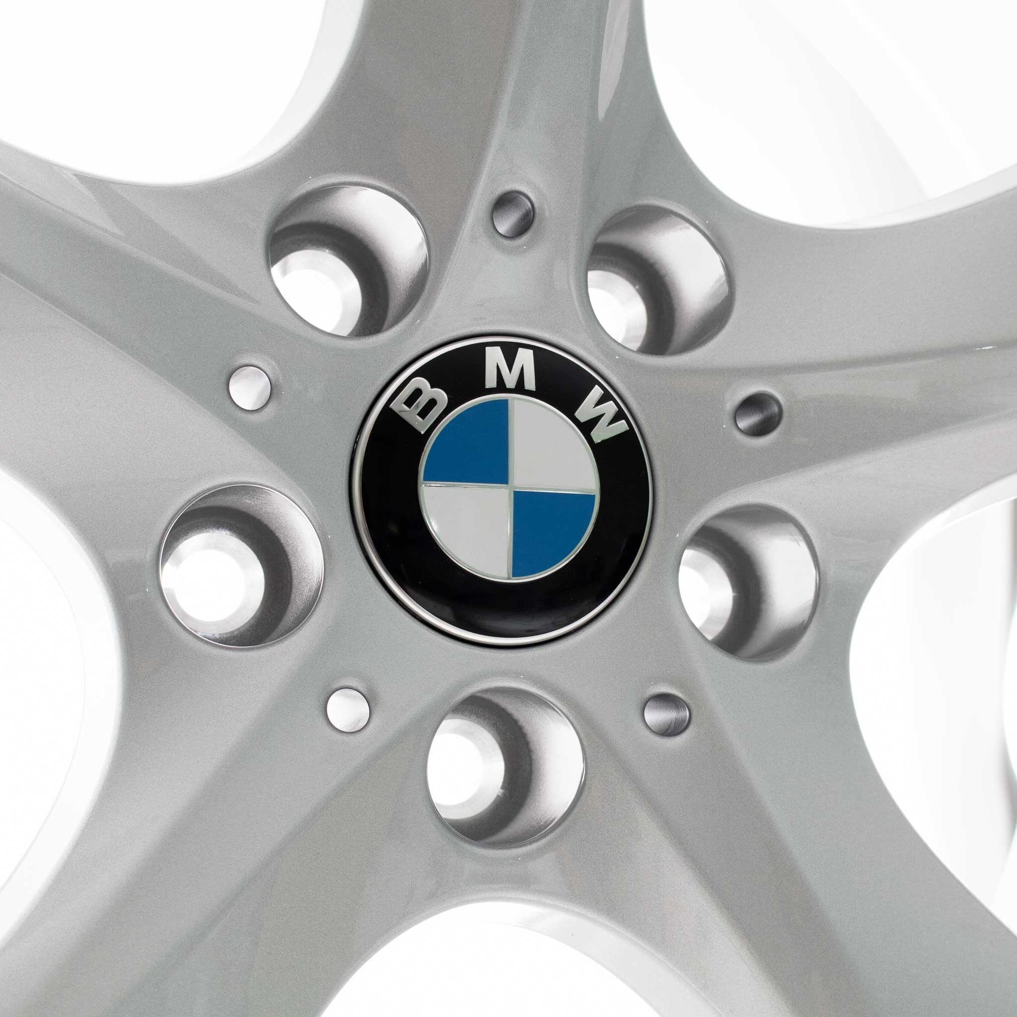 BMW 311 Silver Alloy Wheel Product Image #4