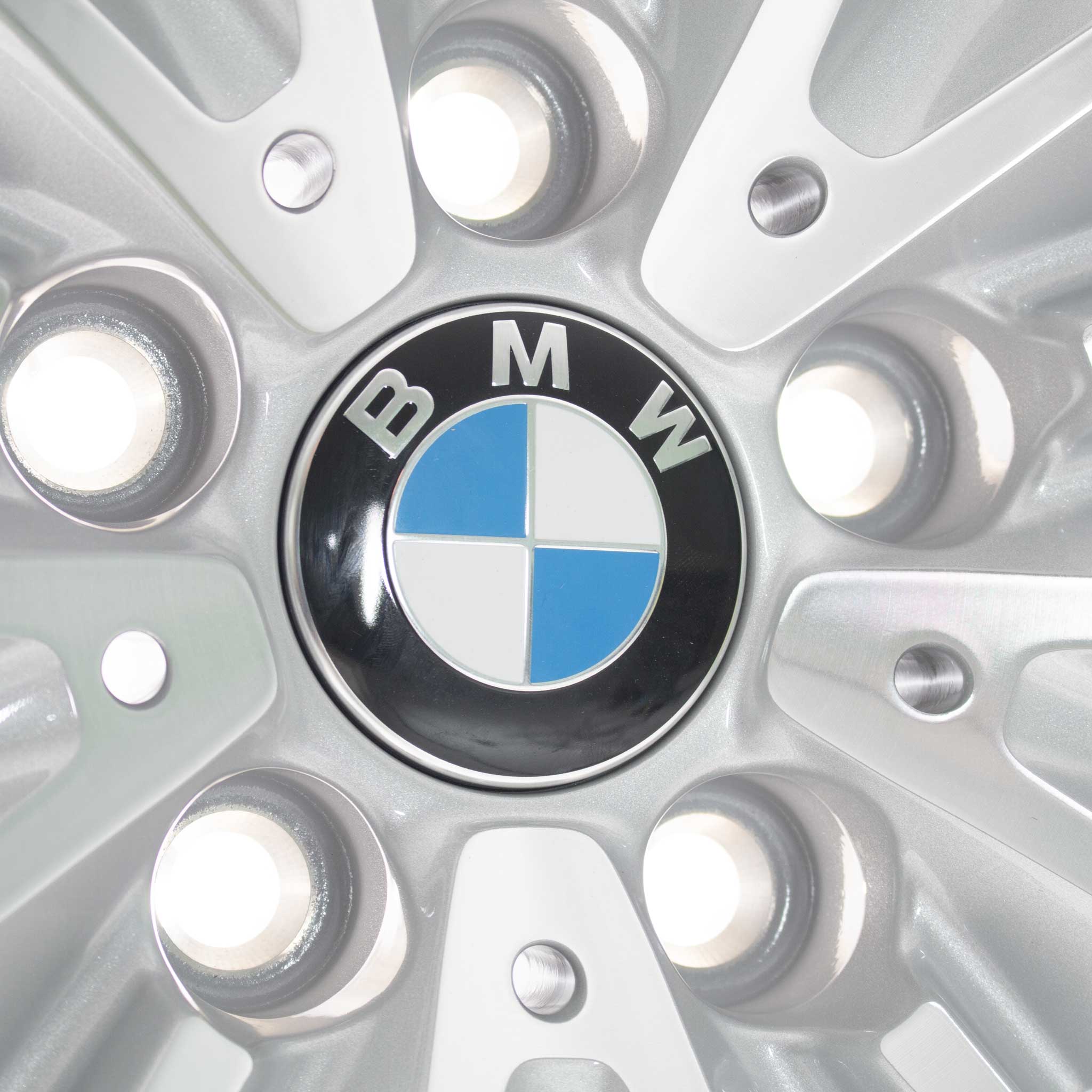 BMW 332 Silver Alloy Wheel Product Image #4