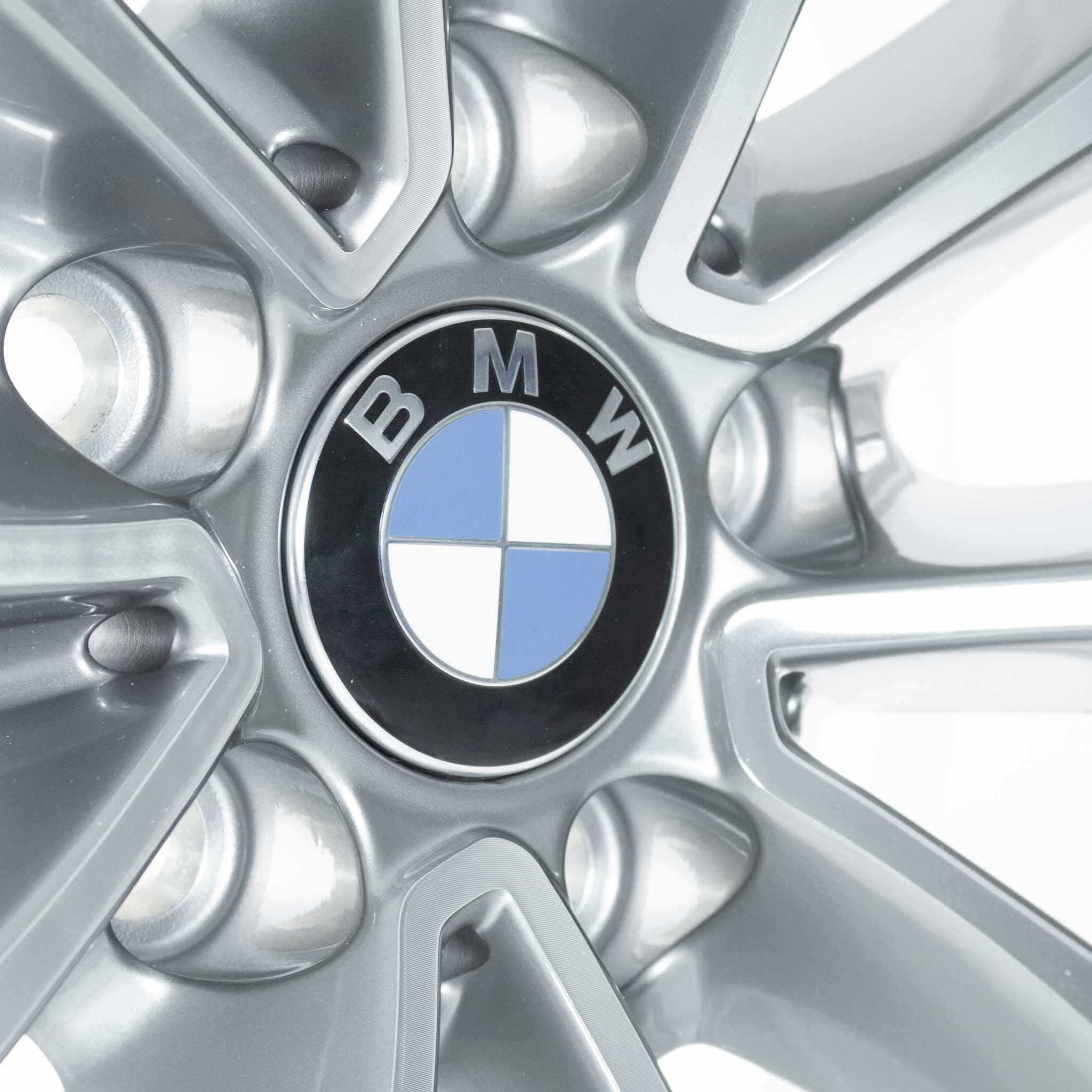 BMW 452 Ferric Grey with Bright Turned Alloy Wheel Product Image #4