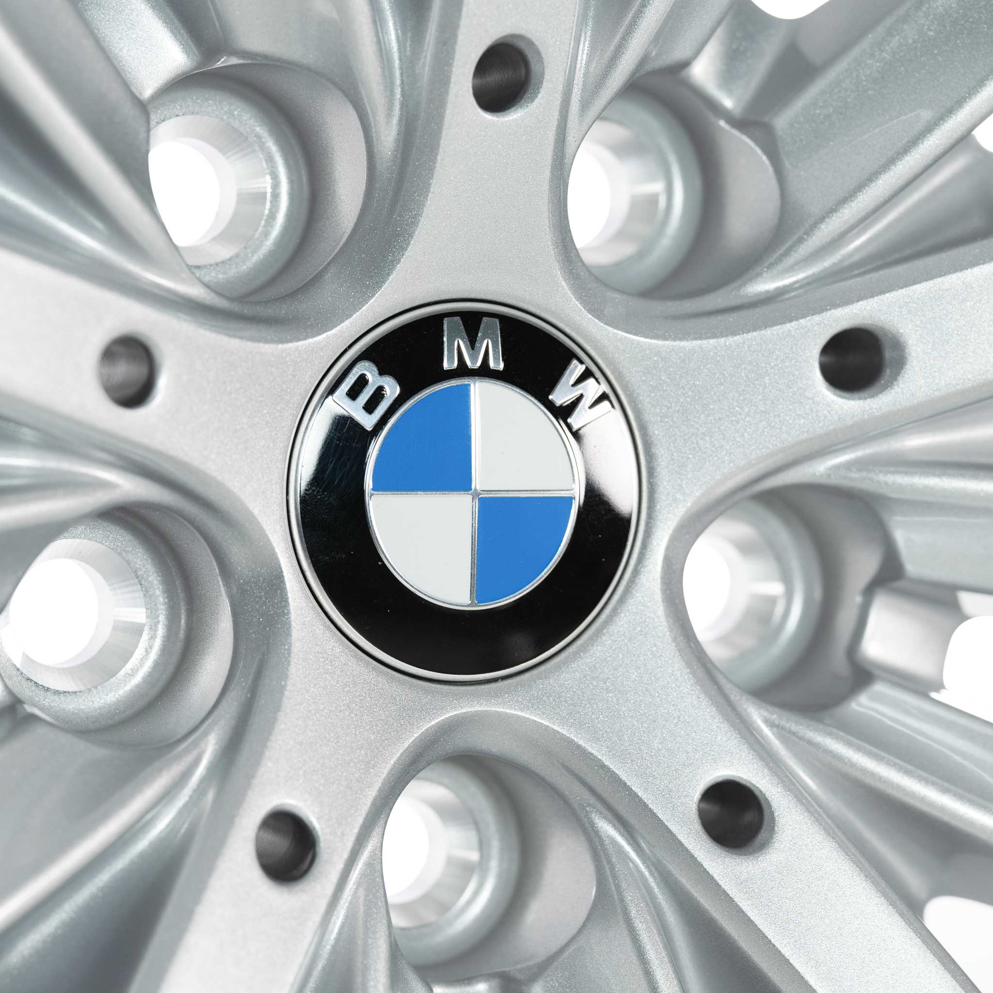 BMW 633 Reflex Silver Alloy Wheel Product Image #4