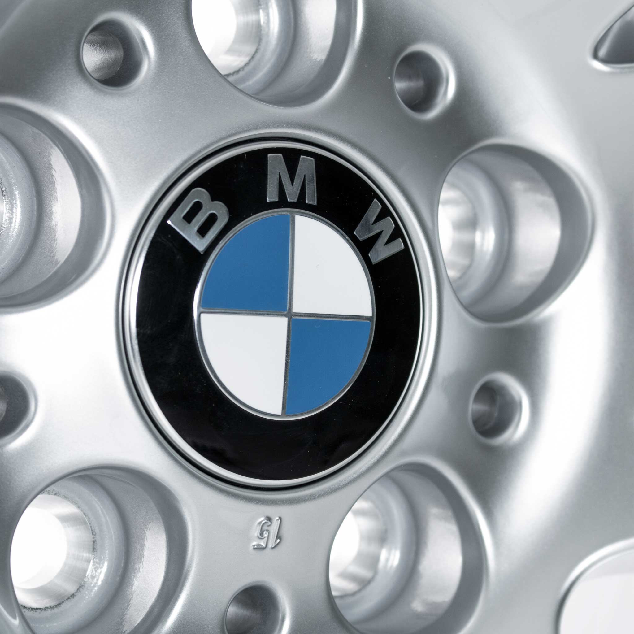 BMW 350M Silver Alloy Wheel Product Image #4