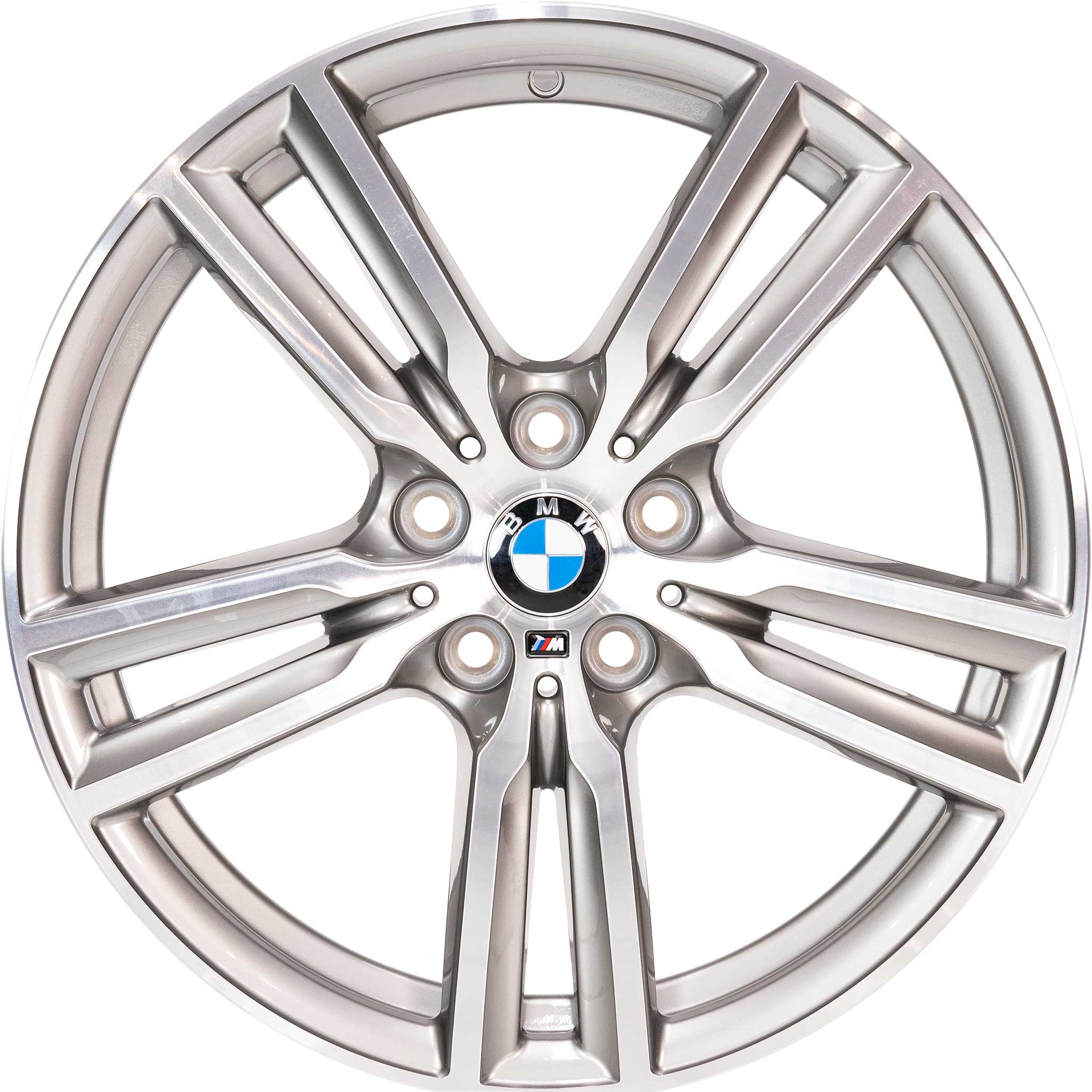BMW 486M Ferric Grey with Bright Turned Alloy Wheel Product Image #1