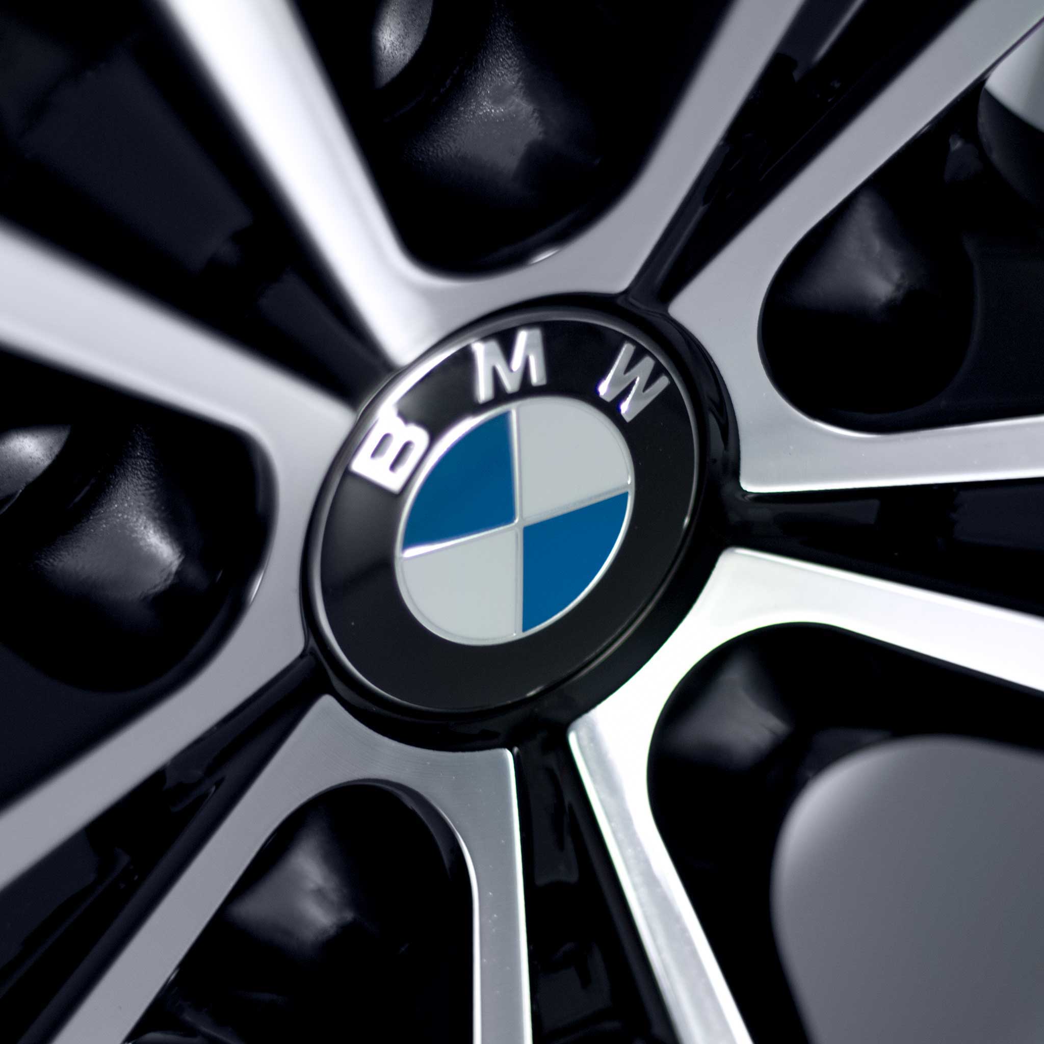 BMW 791M Jet Black with Bright Turned Alloy Wheel Product Image #4