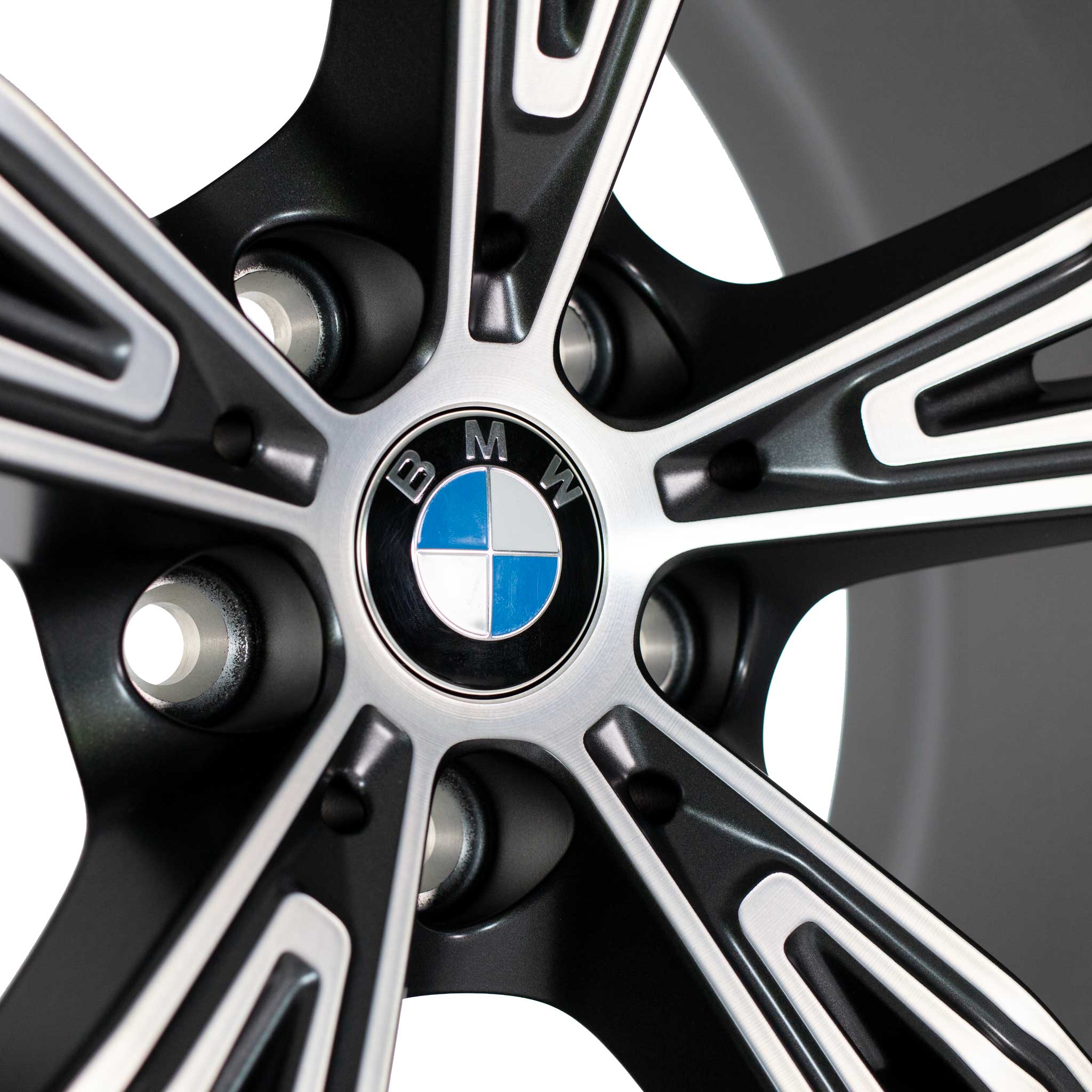 BMW 793i Orbit Grey Matt with Bright Turned Alloy Wheel Product Image #4