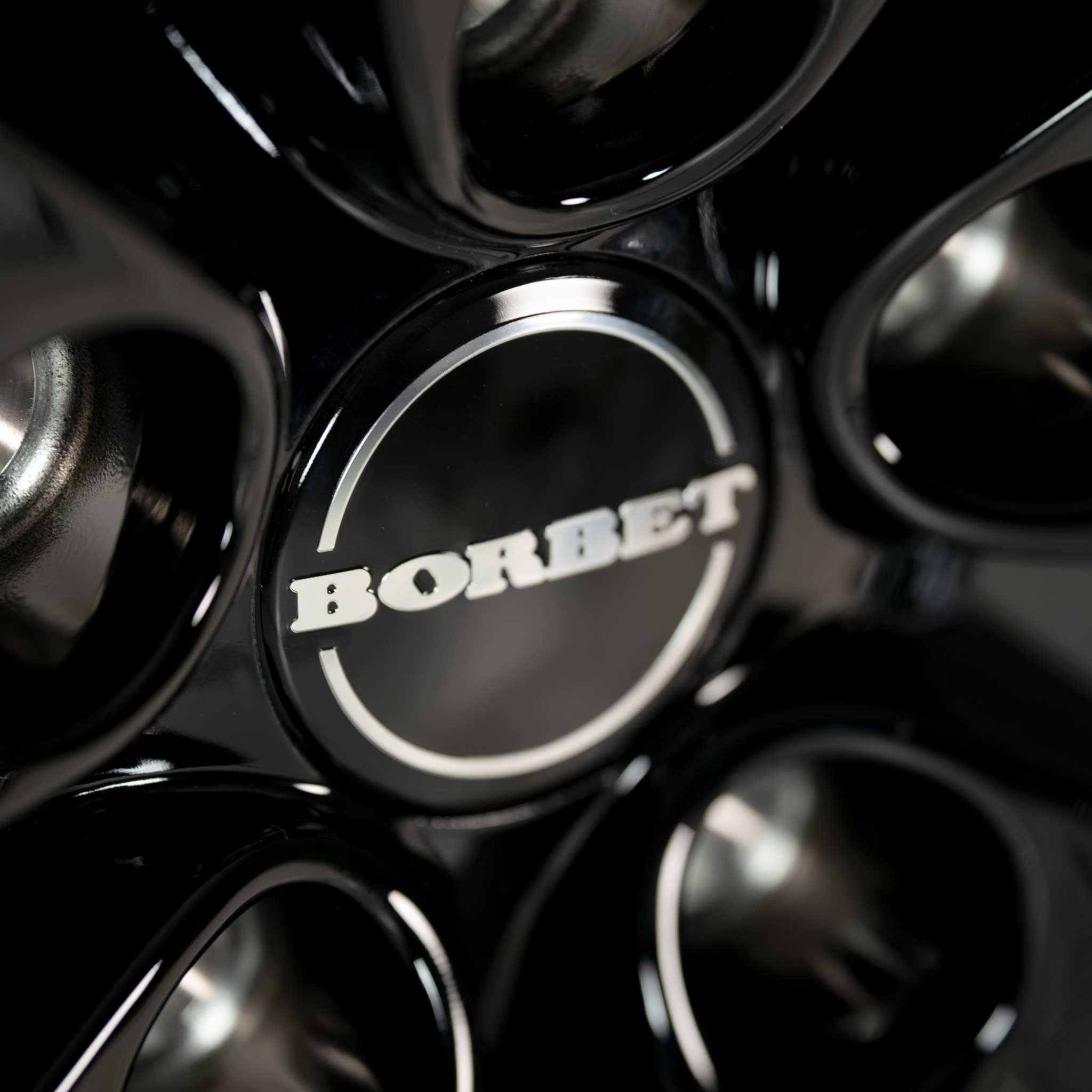 Borbet LX18 Black Glossy Rim Red Alloy Wheel Product Image #4