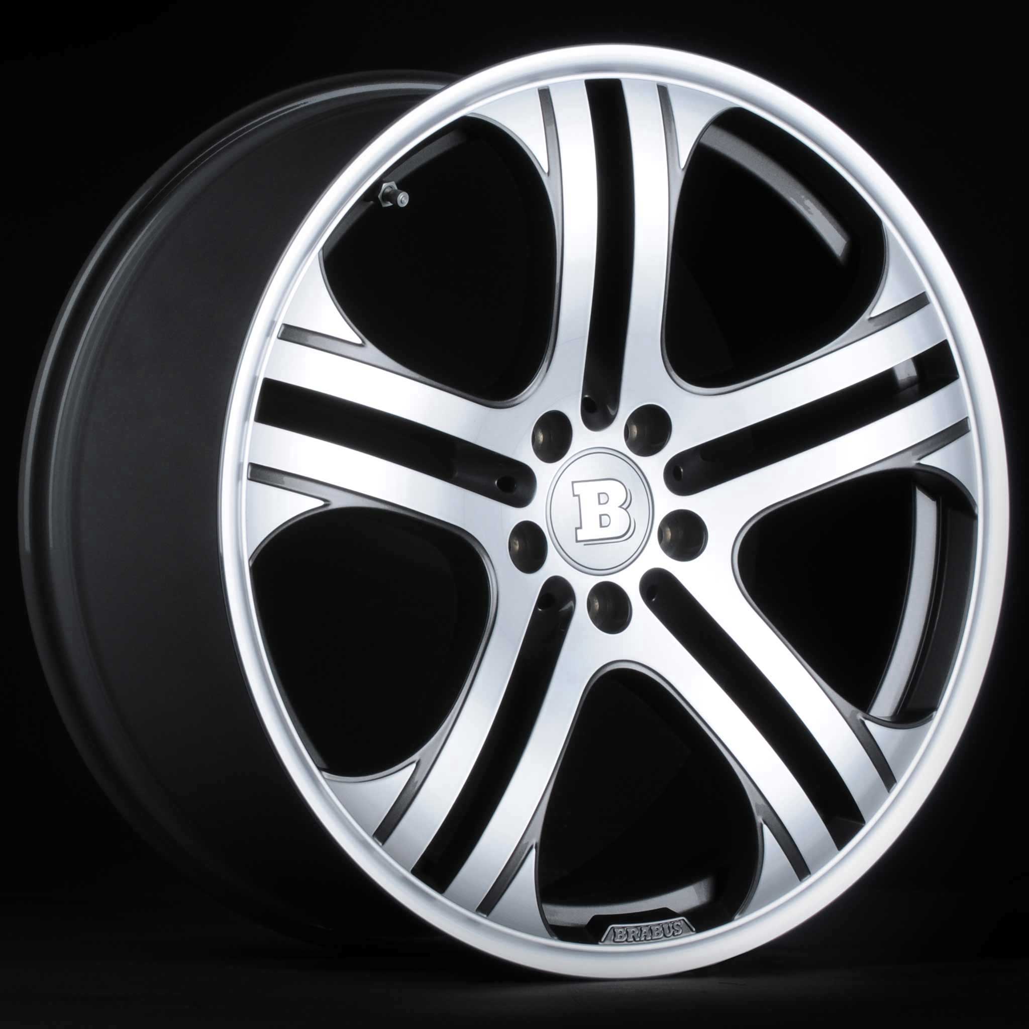 Brabus Monoblock Q Titanium Gloss with Polished Face Alloy Wheel Product Image #2