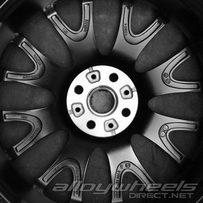 JCW R113 Cross Spoke Black with Bright Turned Alloy Wheel Product Image #3