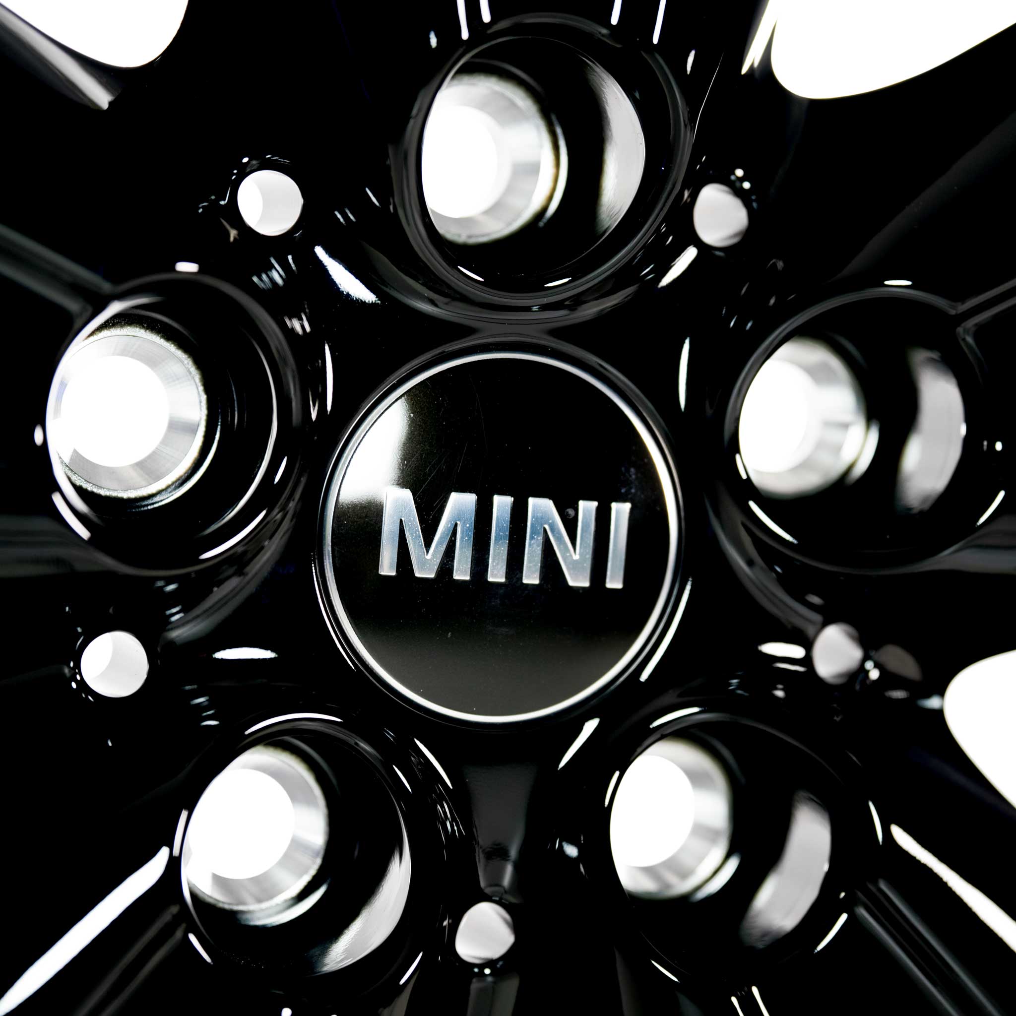 JCW 562 Track Spoke Black Alloy Wheel Product Image #4