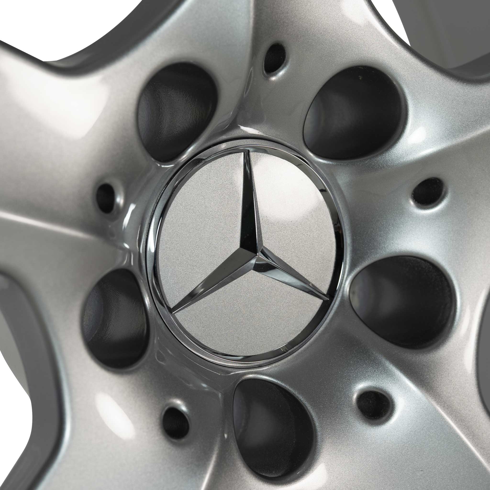 Mercedes 5 Spoke [212-18] Titanium Silver Alloy Wheel Product Image #4