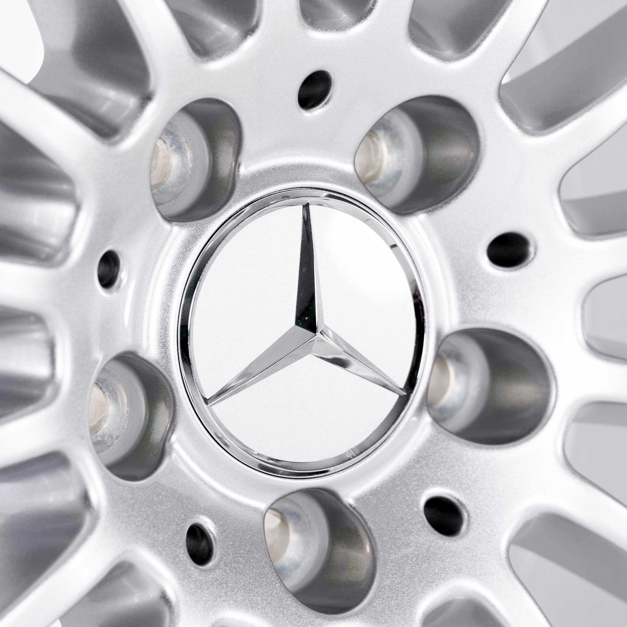 Mercedes Multispoke [213-18] Vanadium Silver Alloy Wheel Product Image #4