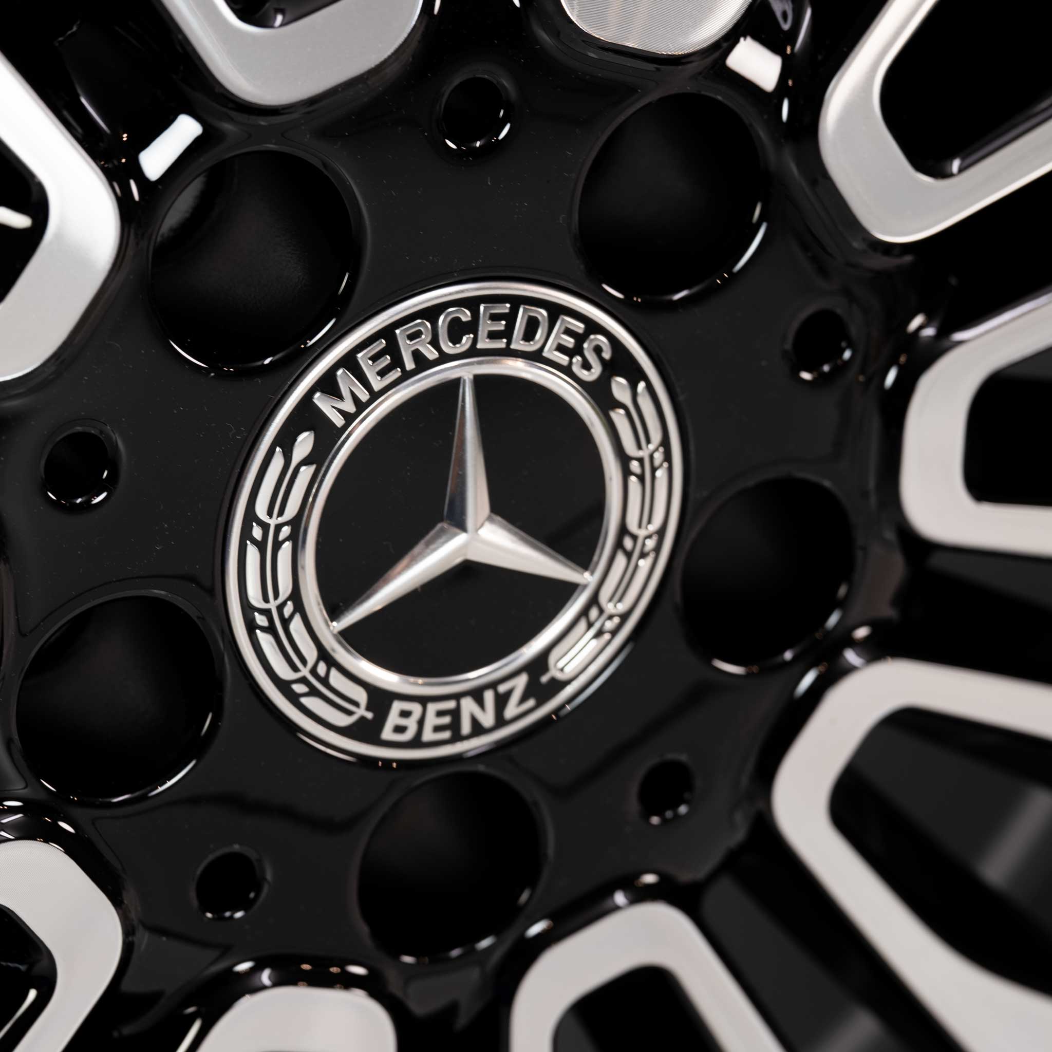 Mercedes 10 Double Spoke [447-18] Gloss Back with High Sheen Alloy Wheel Product Image #4