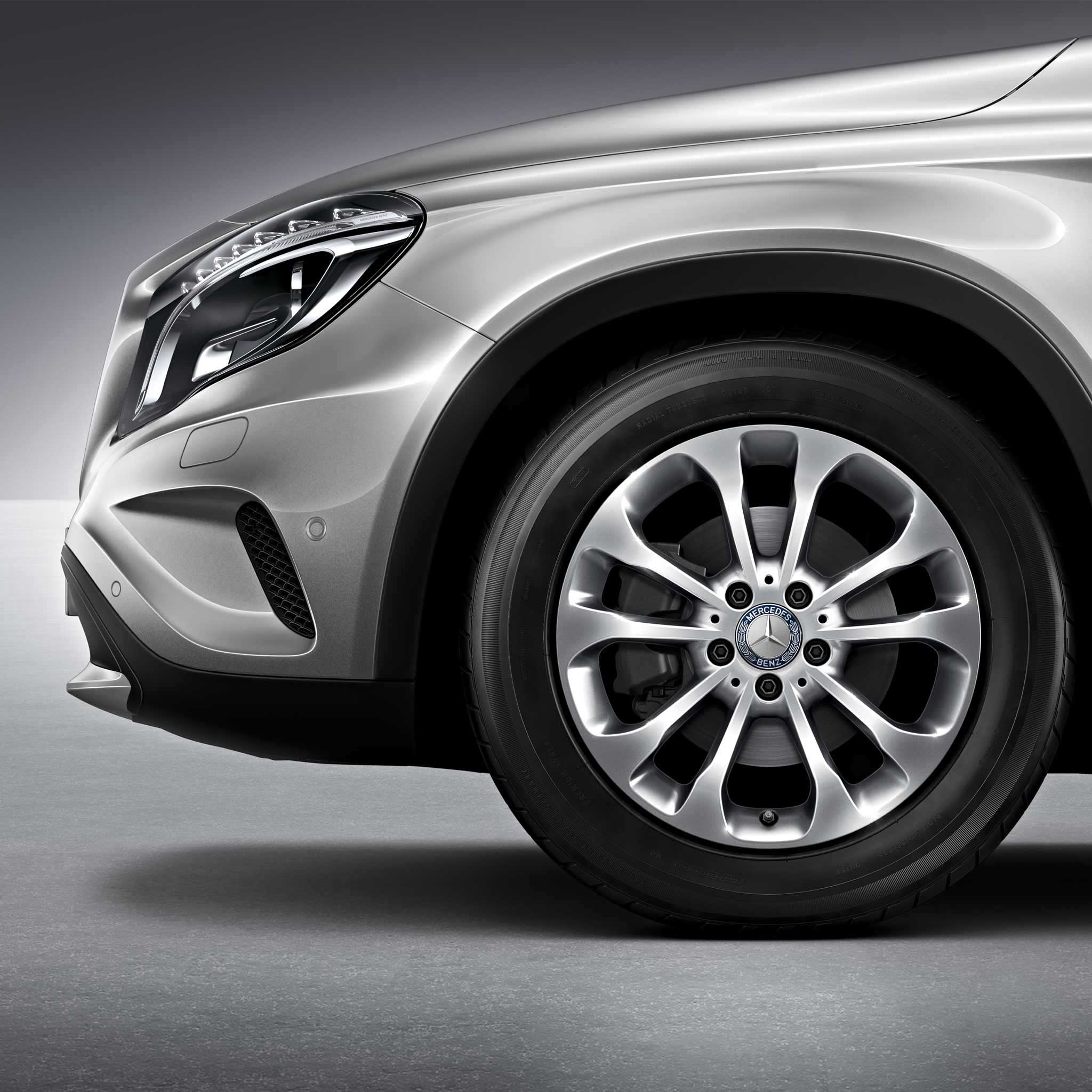 Mercedes 5 Twin Spoke [156-17] Vanadium Silver Alloy Wheel Product Image #4