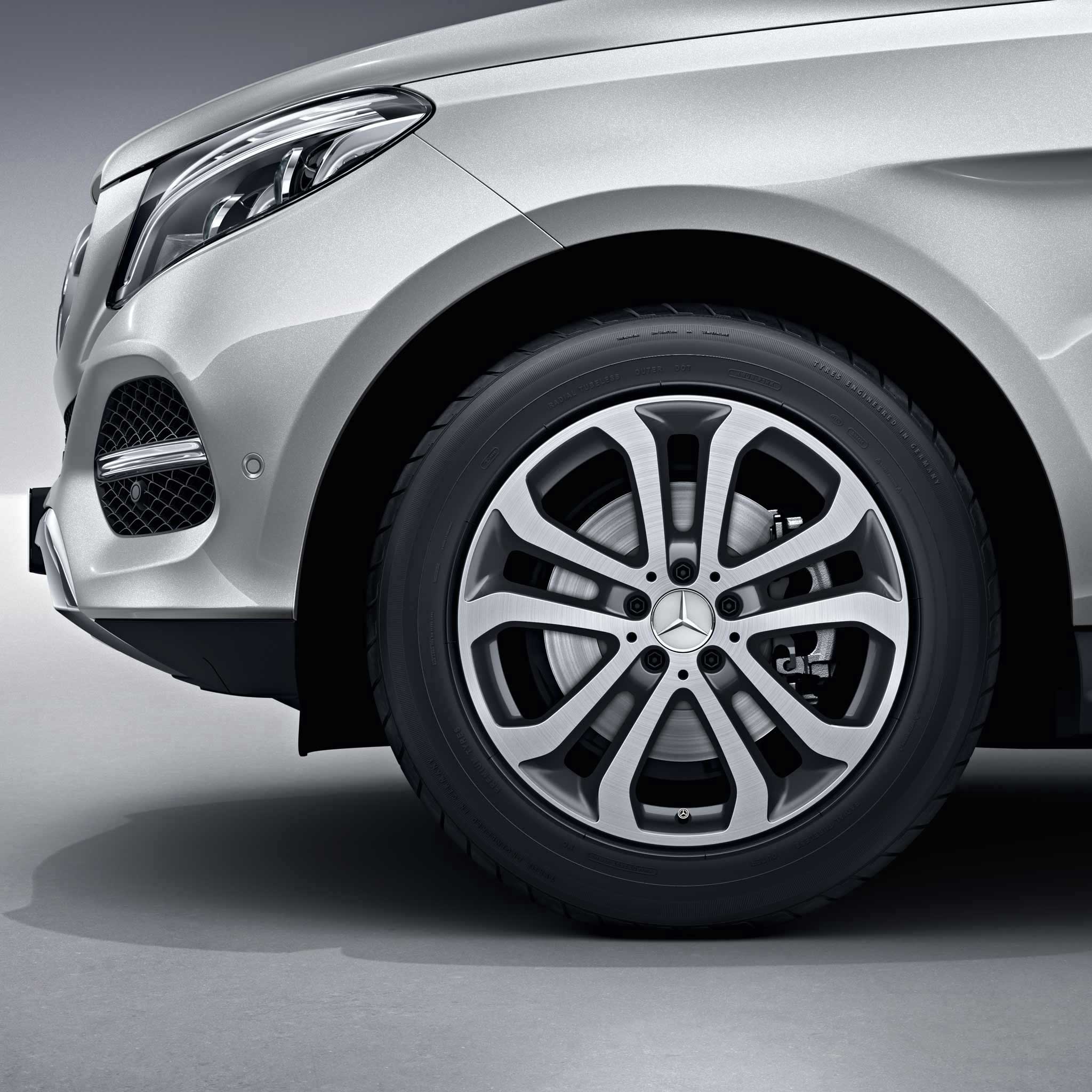 Mercedes 5 Spoke [166-19] Himalaya Grey with High Sheen Alloy Wheel Product Image #2