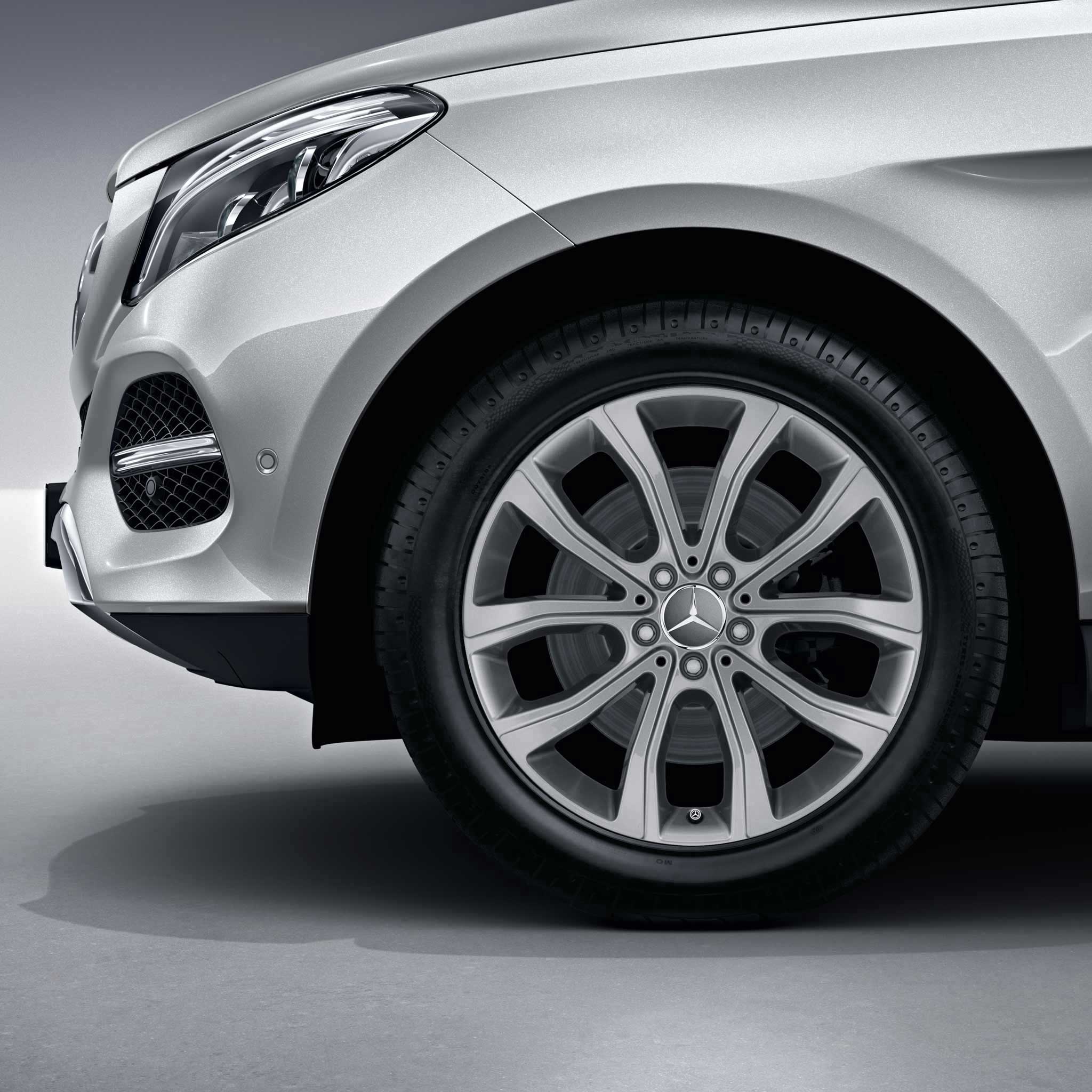 Mercedes 5 Twin Spoke [166-19] Himalaya Grey Alloy Wheel Product Image #4