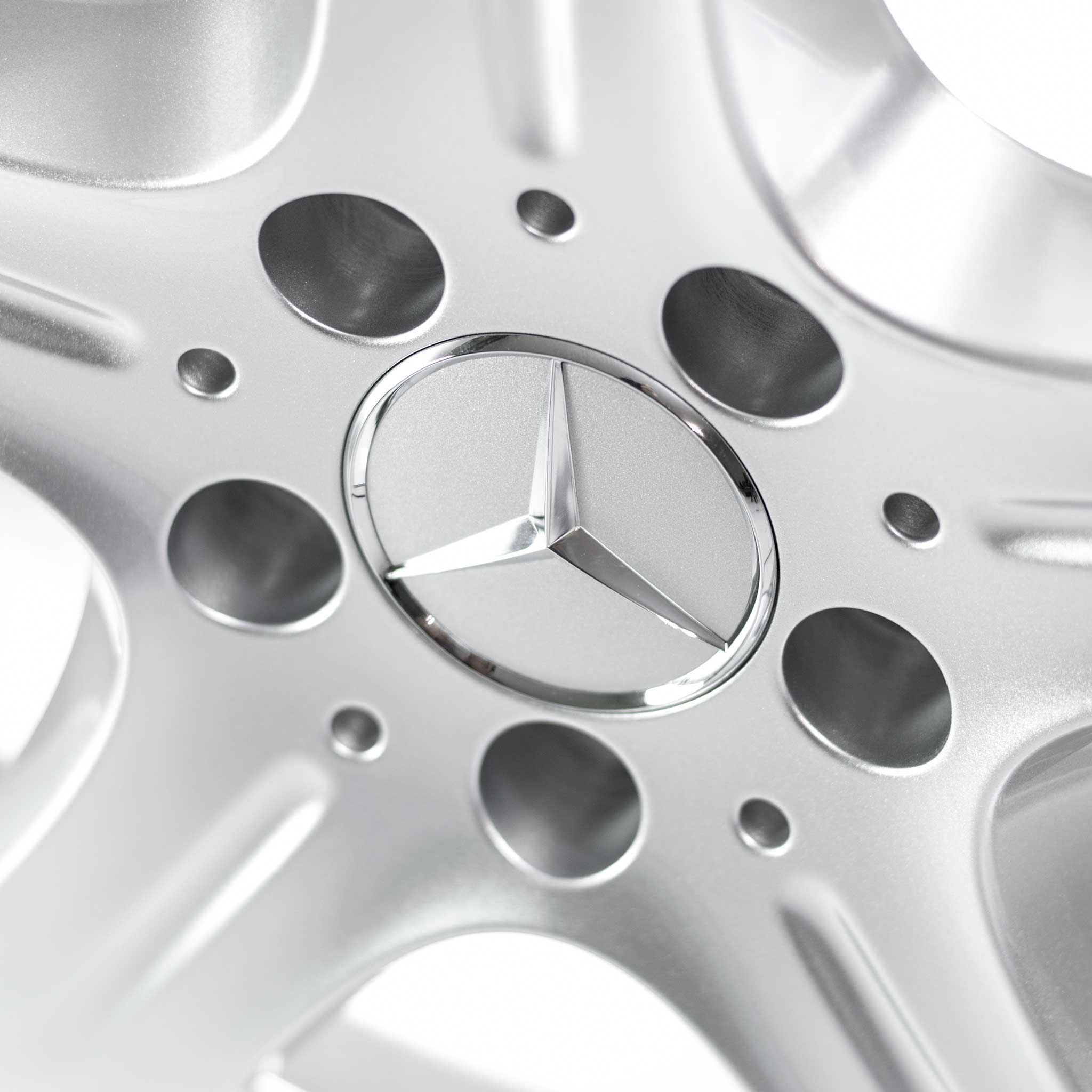 Mercedes 5 Spoke [207-17] Vanadium Silver Alloy Wheel Product Image #6