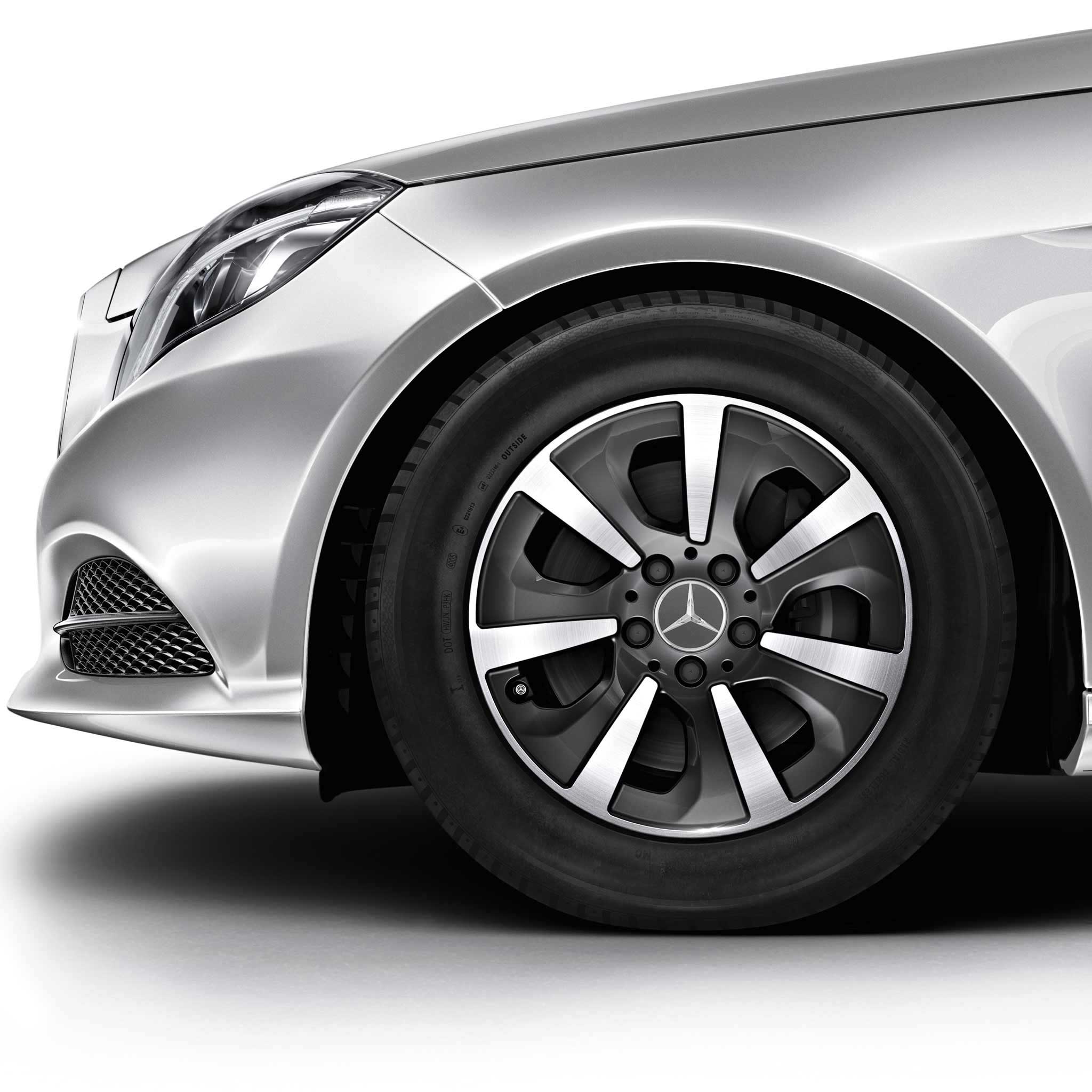 Mercedes 7 Hole [212-16] Himalaya Grey with High Sheen Alloy Wheel Product Image #3