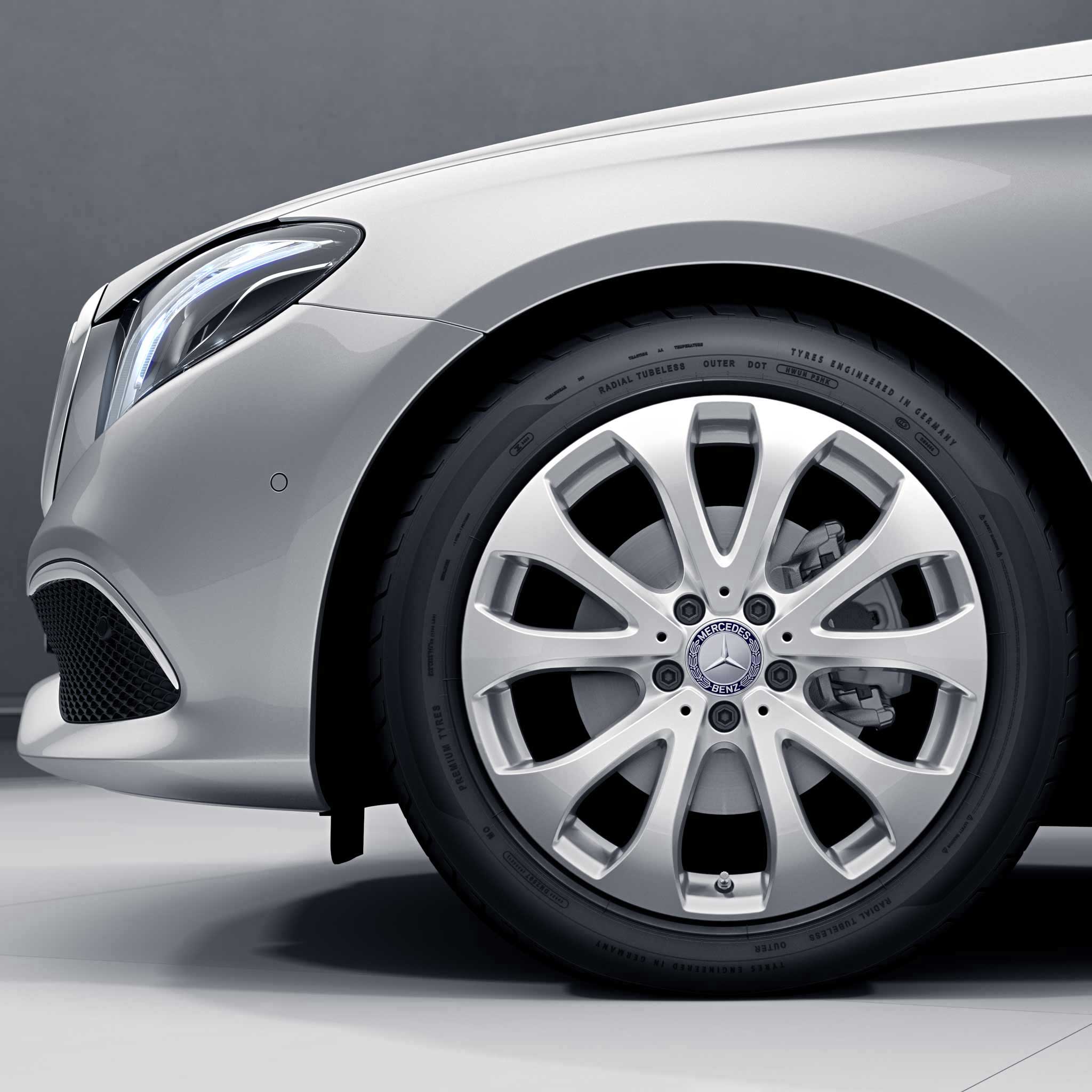 Mercedes 10 Spoke [213-18] Vanadium Silver Alloy Wheel Product Image #3