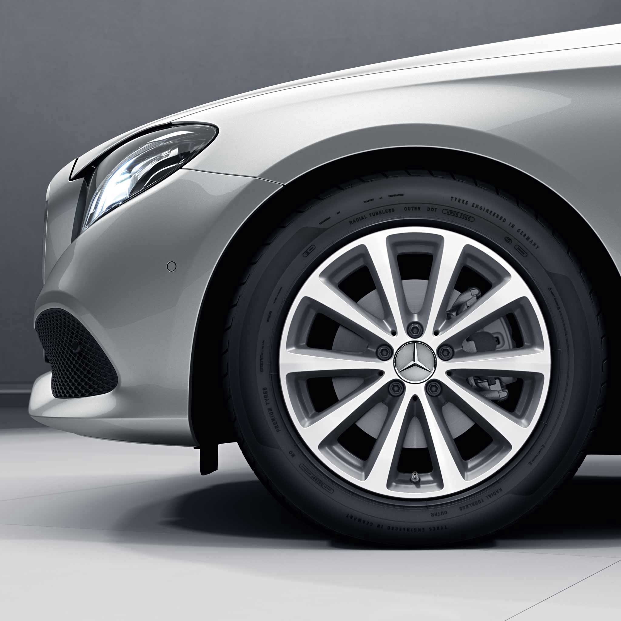 Mercedes Multispoke [213-17] Vanadium Silver Alloy Wheel Product Image #4