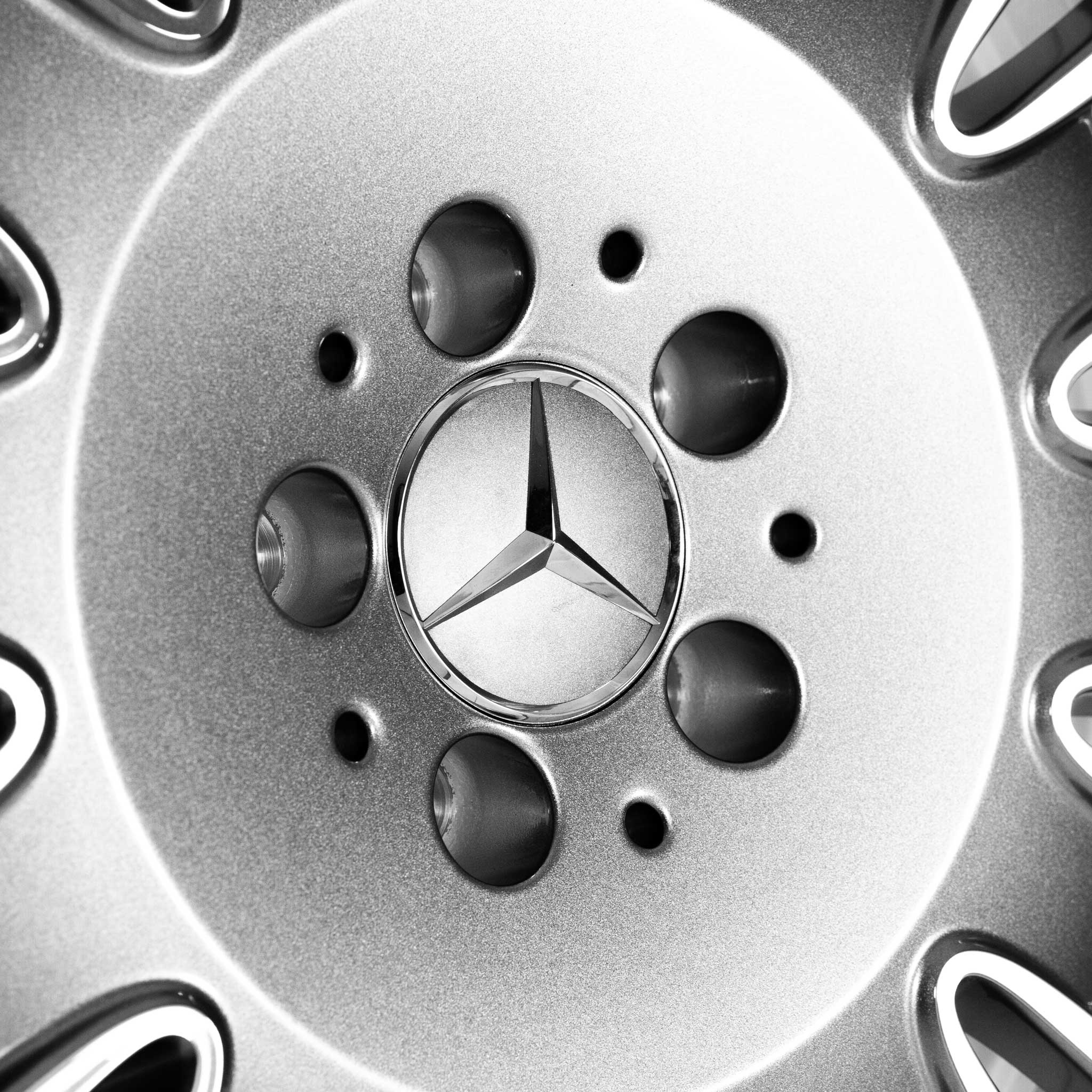 Mercedes Multispoke [222-19] Himalaya Grey with High Sheen Alloy Wheel Product Image #4