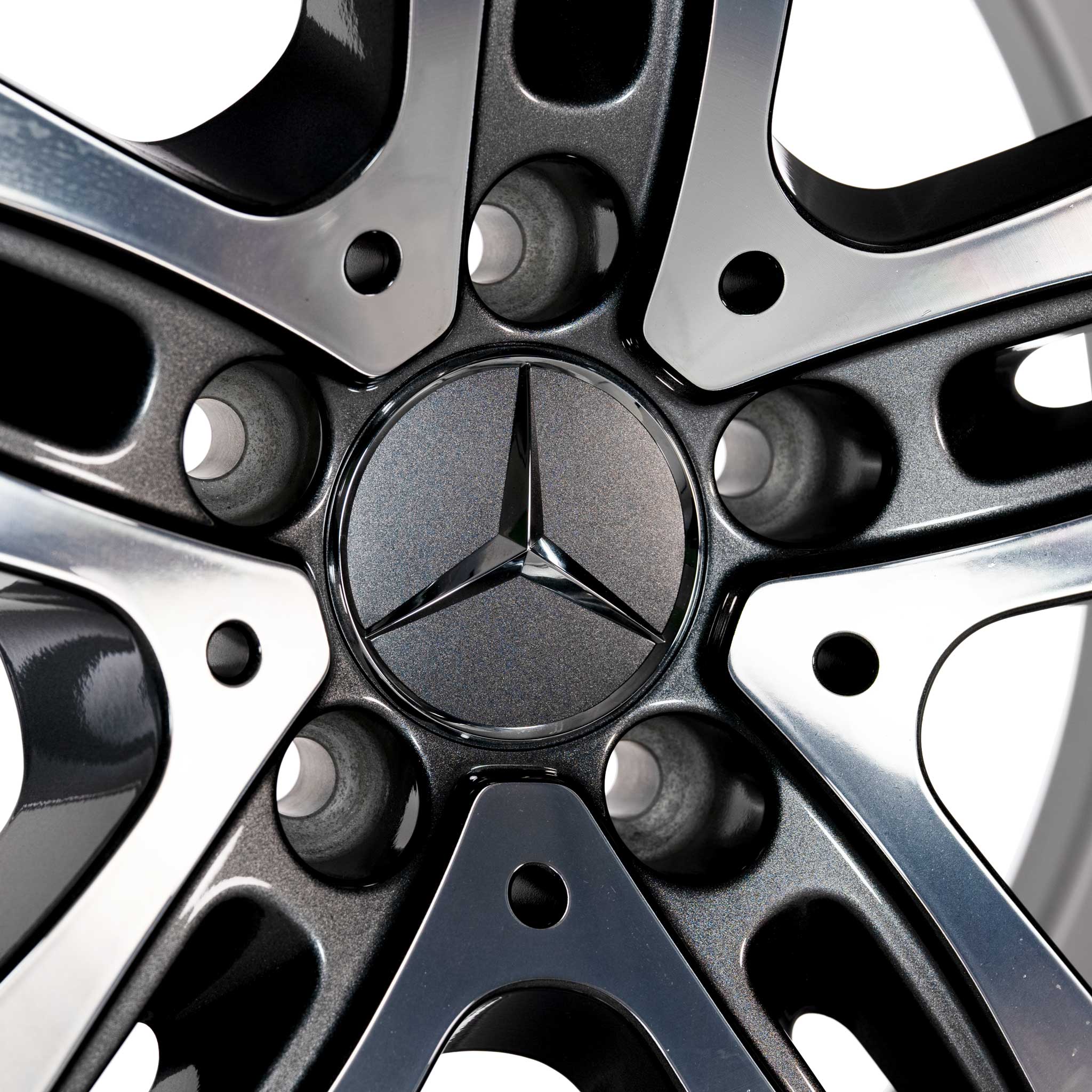 Mercedes 5 Twin Spoke [222-18] Himalaya Grey with High Sheen Alloy Wheel Product Image #4