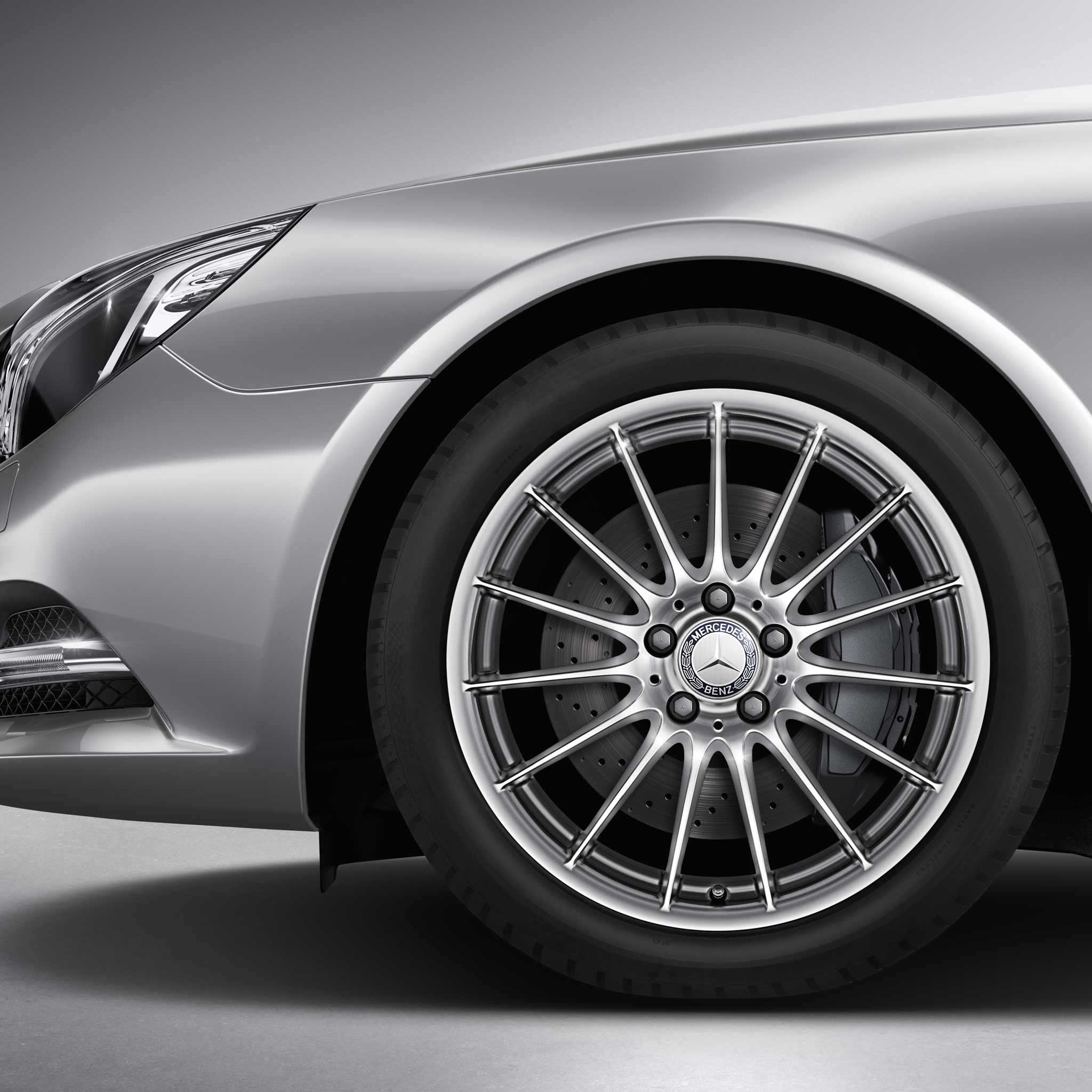 Mercedes 15 Spoke [231-18] Vanadium Silver Alloy Wheel Product Image #2