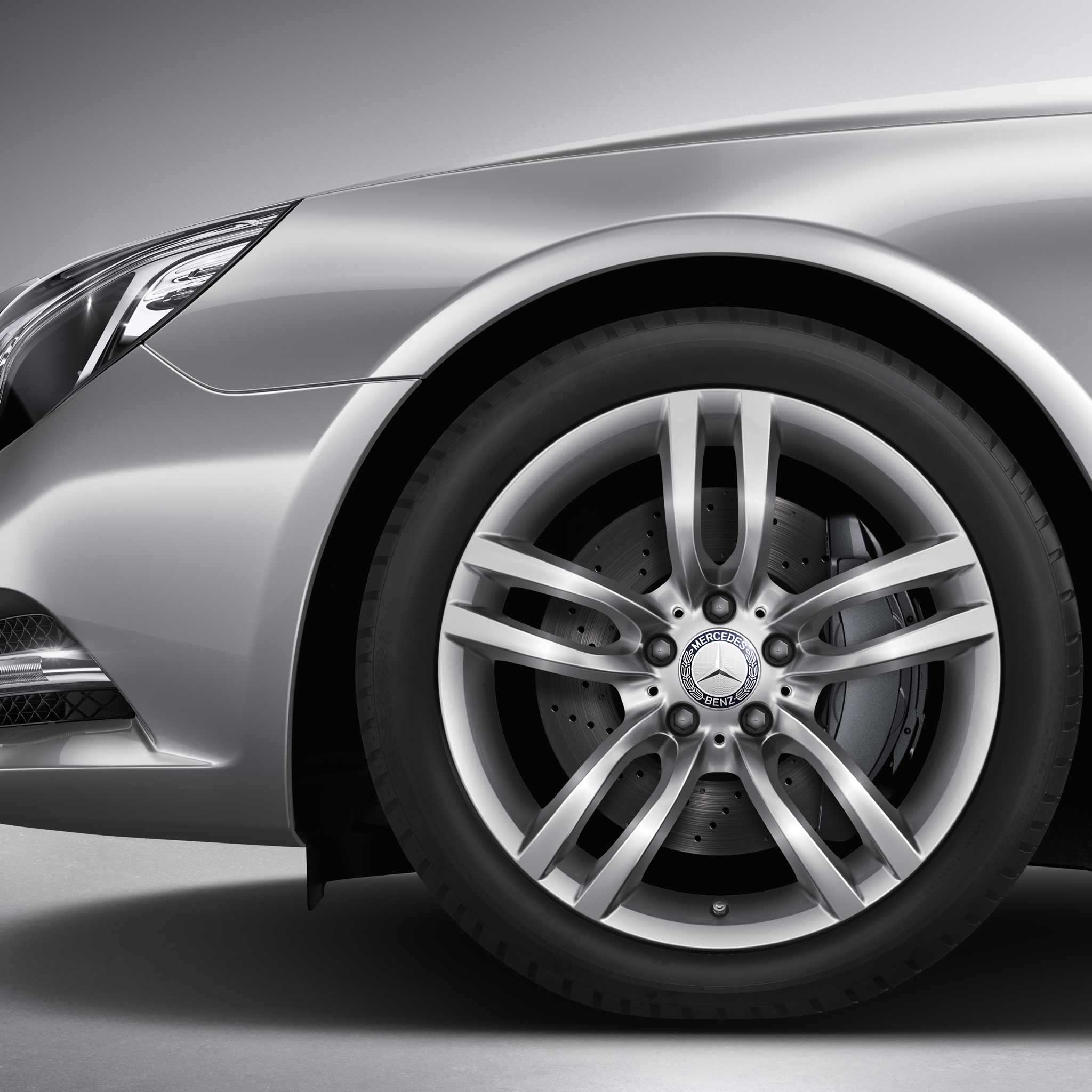 Mercedes 5 Twin Spoke [231-18] Vanadium Silver Alloy Wheel Product Image #4