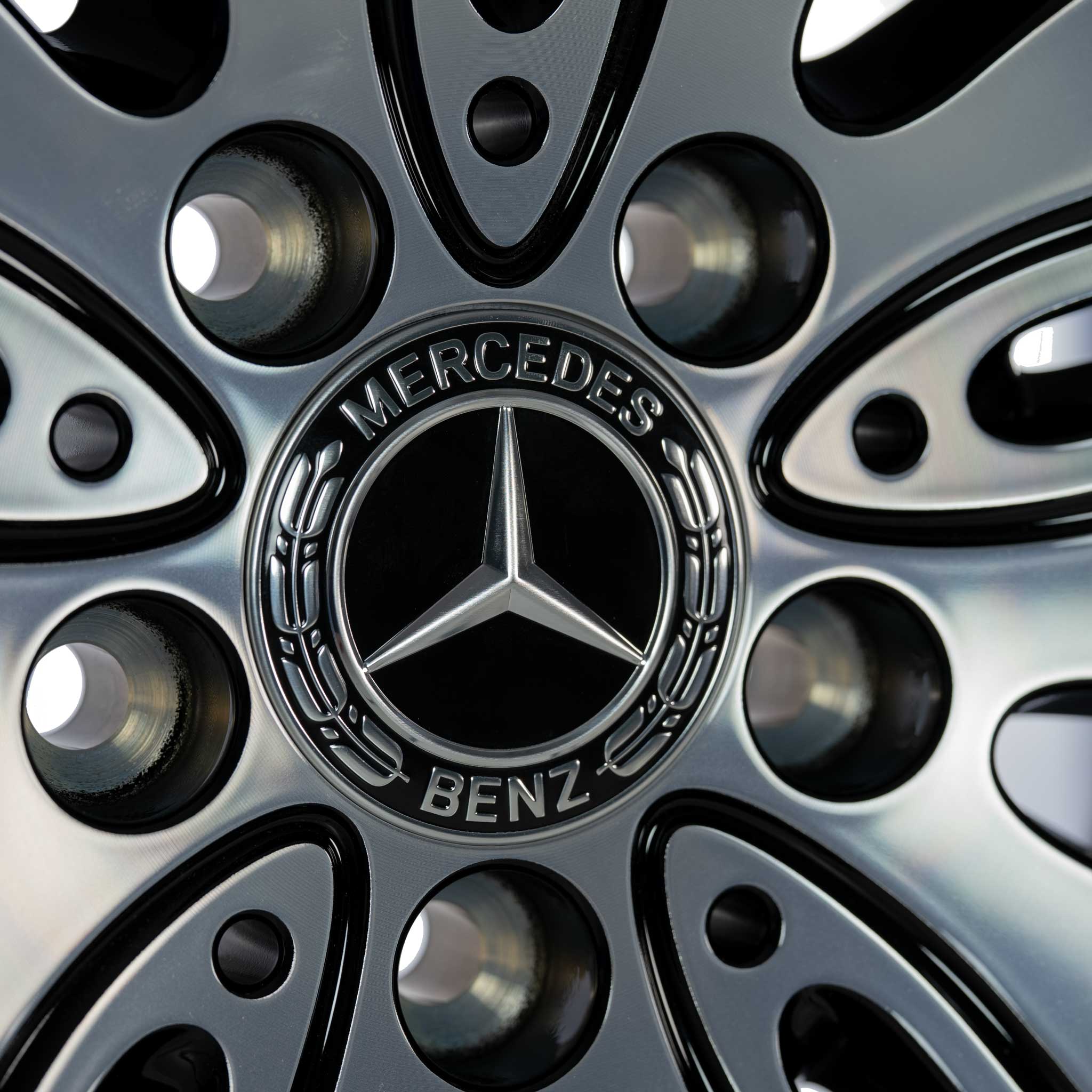 Mercedes 5 Double Spoke [243-18] Gloss Back with High Sheen Alloy Wheel Product Image #4