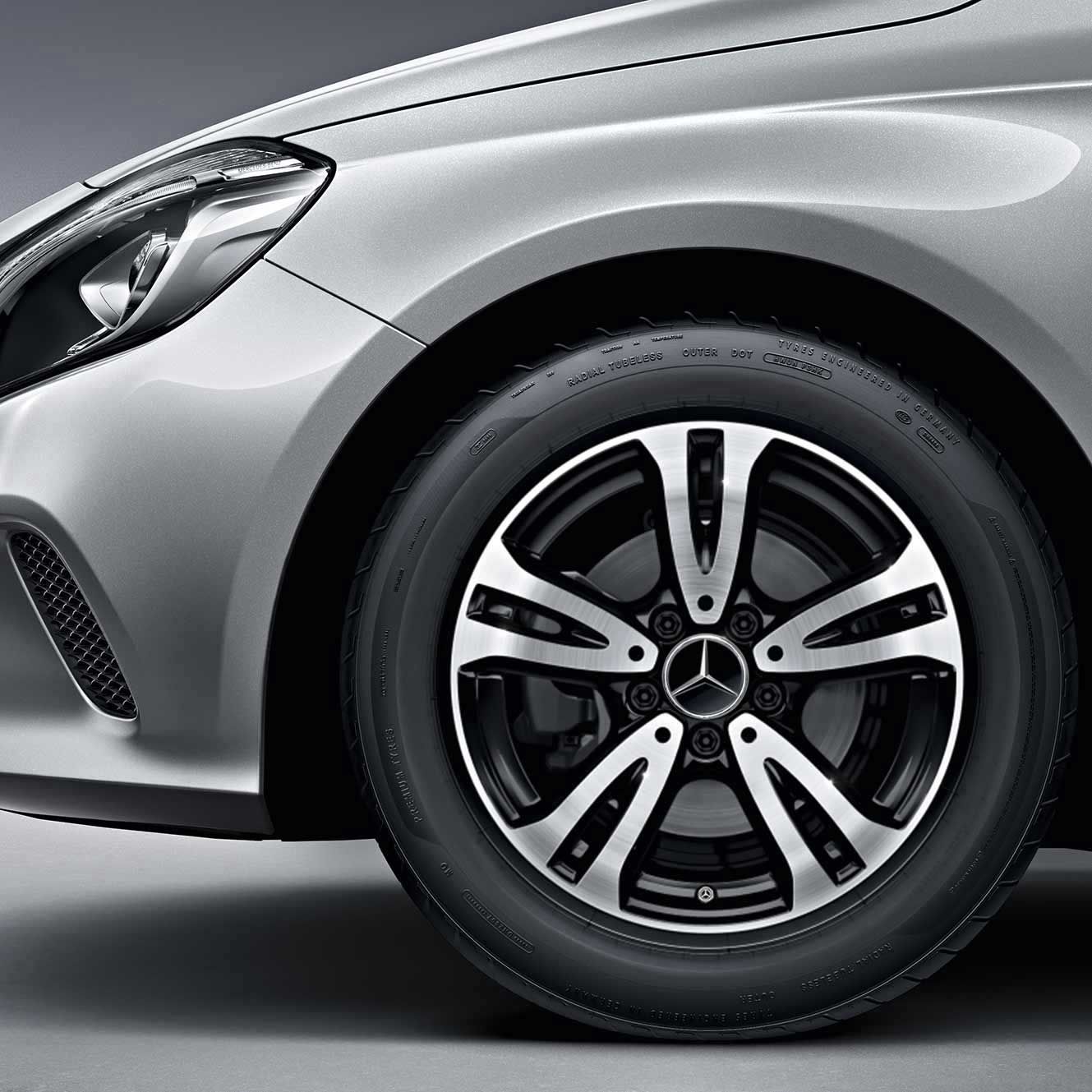 Mercedes 5 Twin Spoke [246-16] Matt Black with High Sheen Alloy Wheel Product Image #4