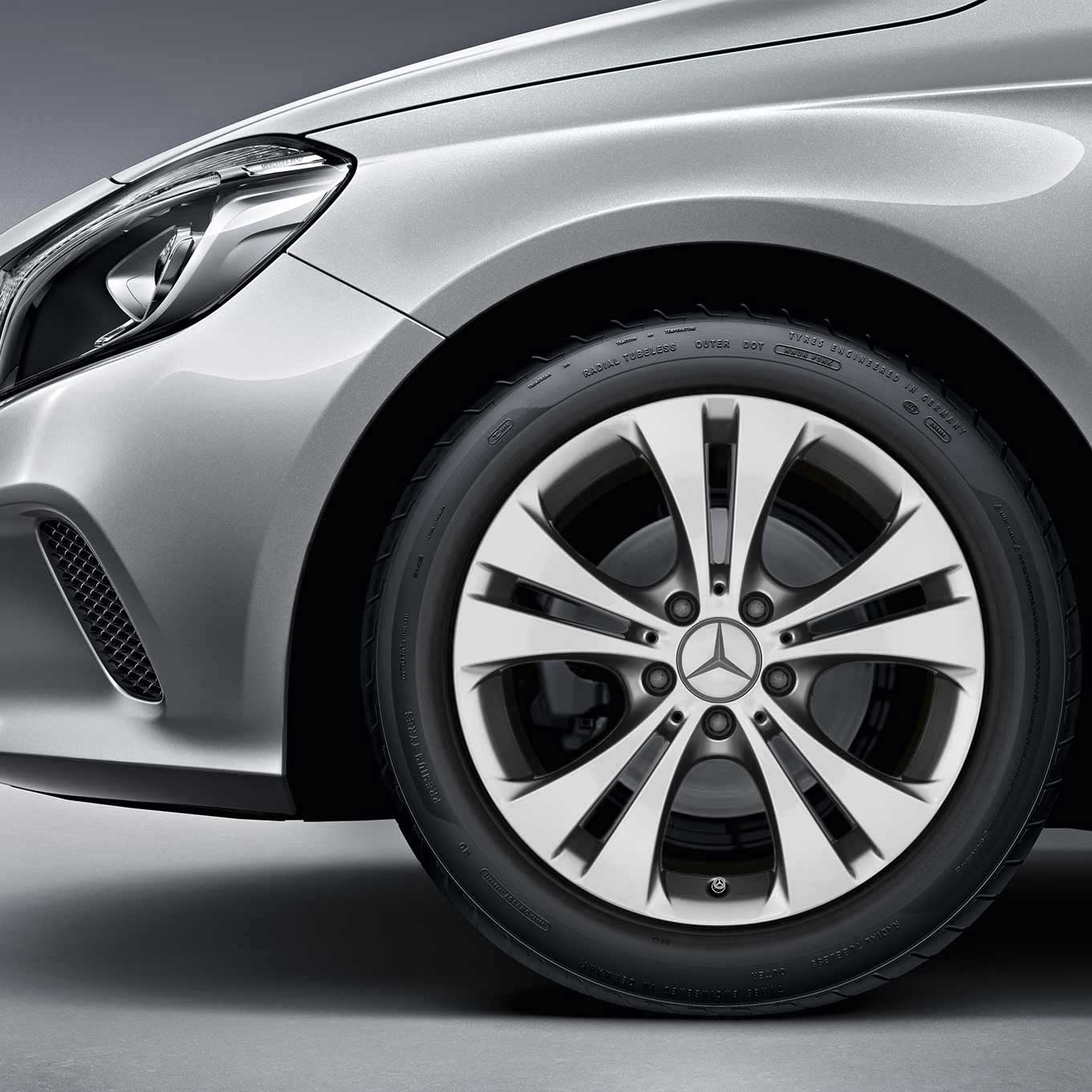Mercedes 5 Twin Spoke [246-17] Vanadium Silver Alloy Wheel Product Image #3