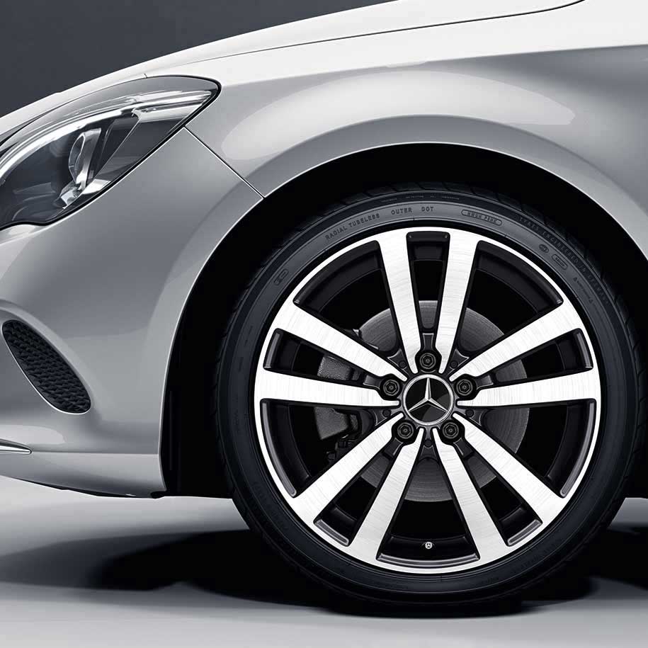 Mercedes 5 Twin Spoke [246-18] Gloss Black with High Sheen Alloy Wheel Product Image #3