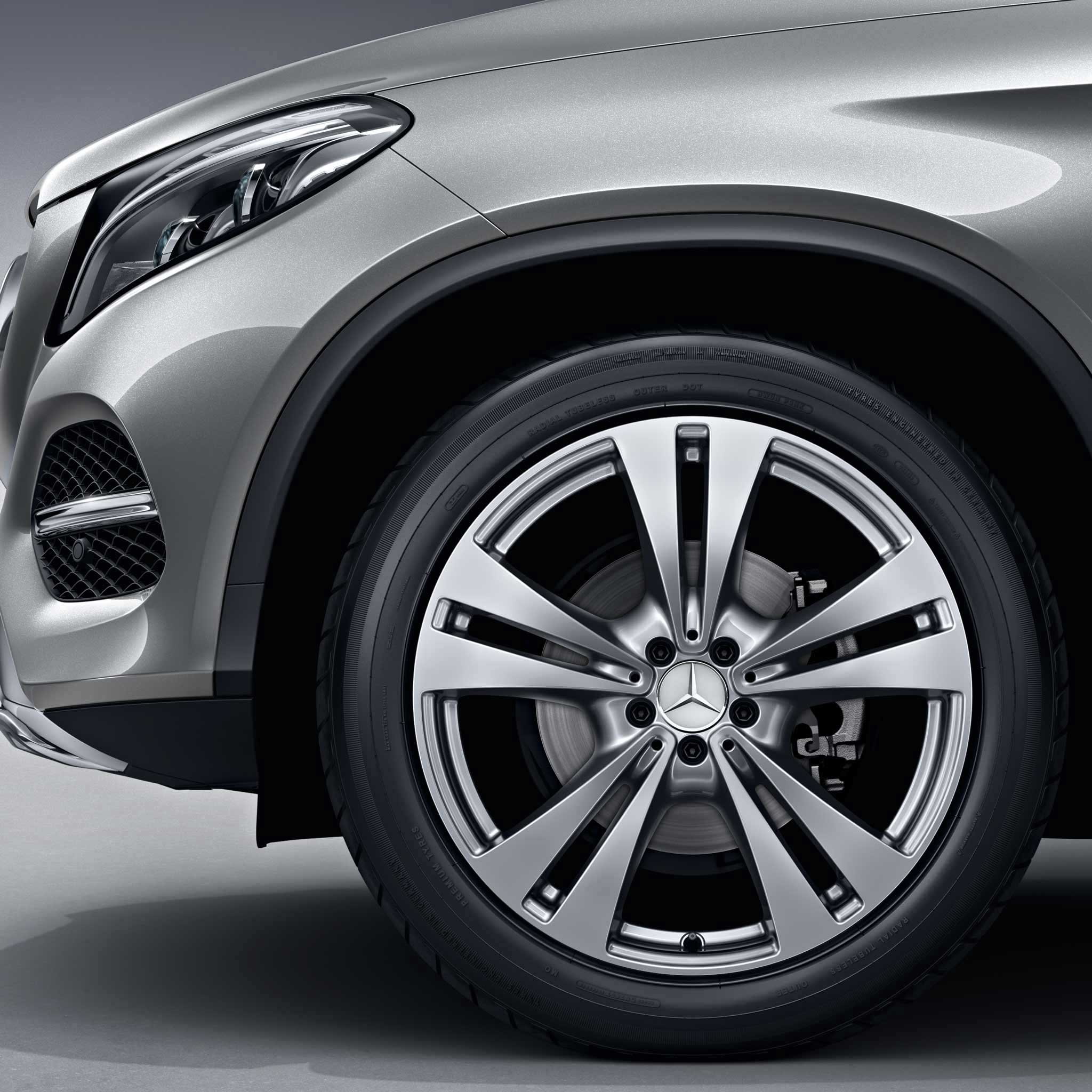 Mercedes 5 Double Spoke [292-21] Vanadium Silver Alloy Wheel Product Image #3