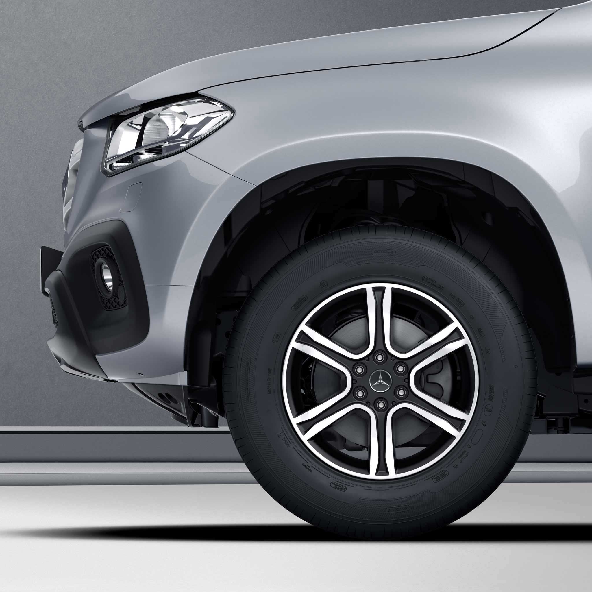 Mercedes 6 Twin Spoke [470-17] Black with High Sheen Alloy Wheel Product Image #2