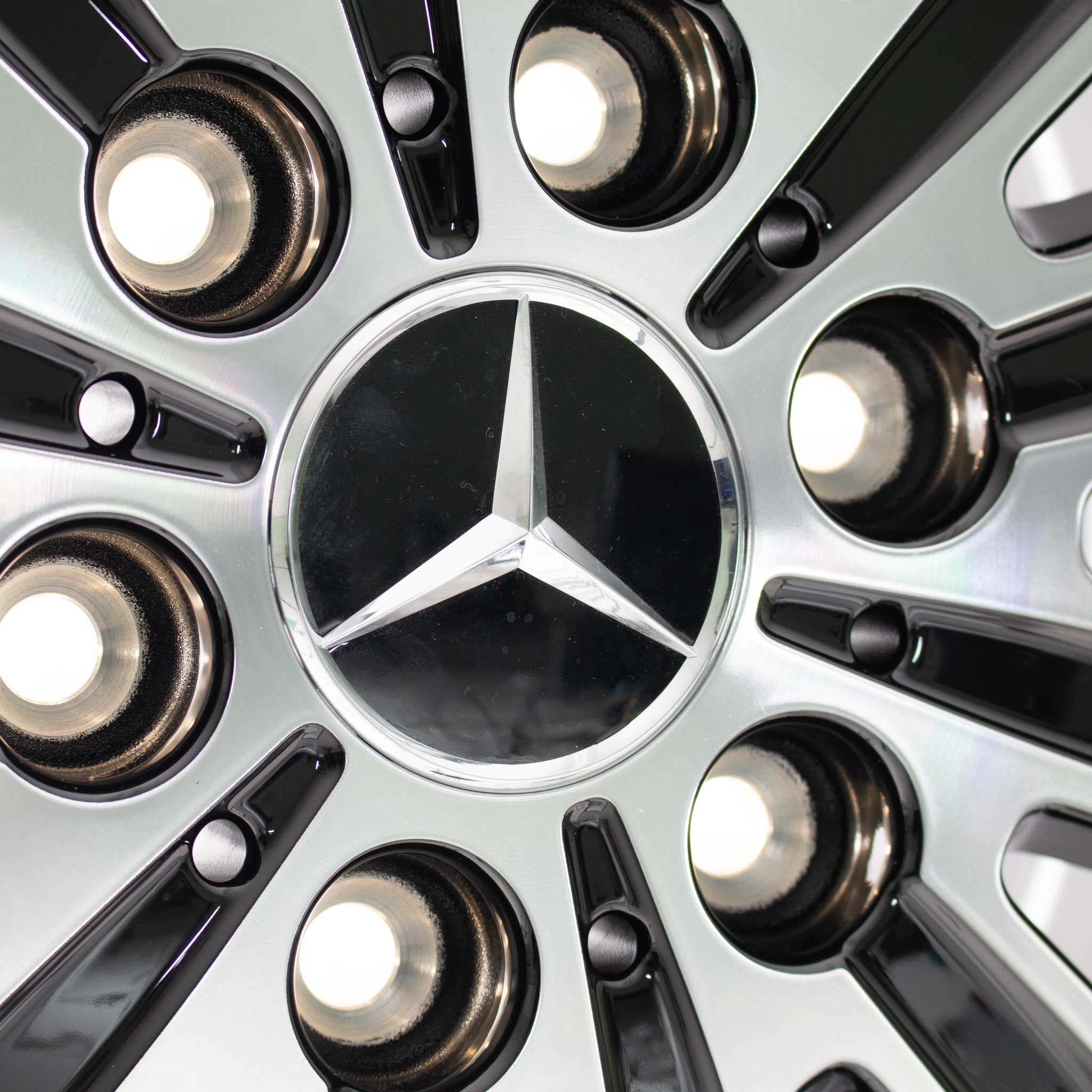 Mercedes 12 Spoke [907-17] Gloss Black with High Sheen Alloy Wheel Product Image #2