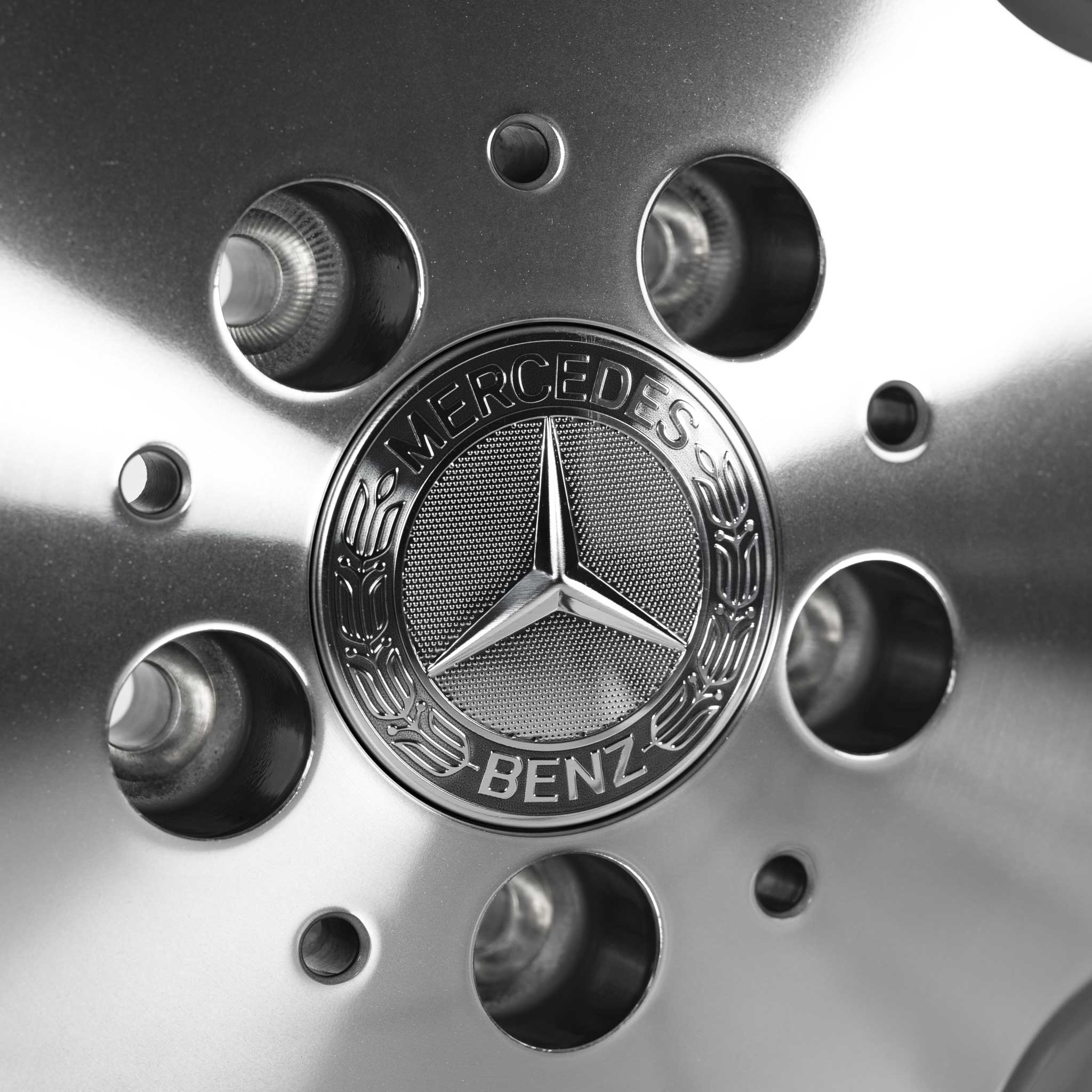 Mercedes 8 Hole [124-16] Standard Silver with High Sheen Alloy Wheel Product Image #4