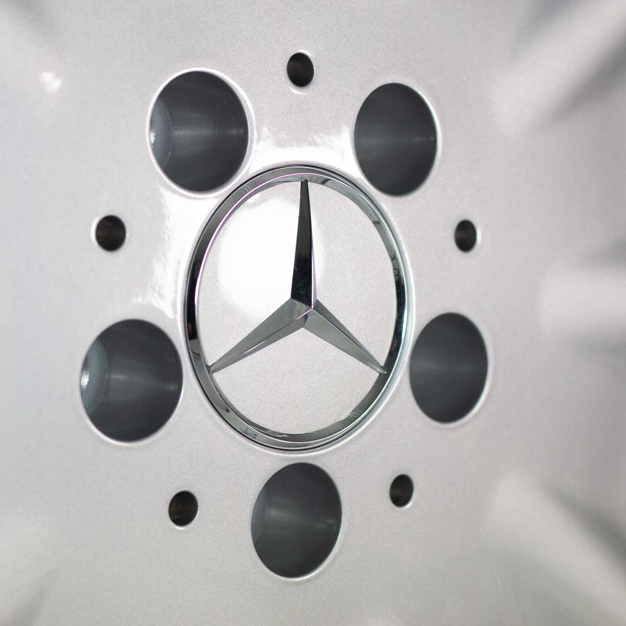 Mercedes 10 Hole [210-16] Standard Silver Alloy Wheel Product Image #4