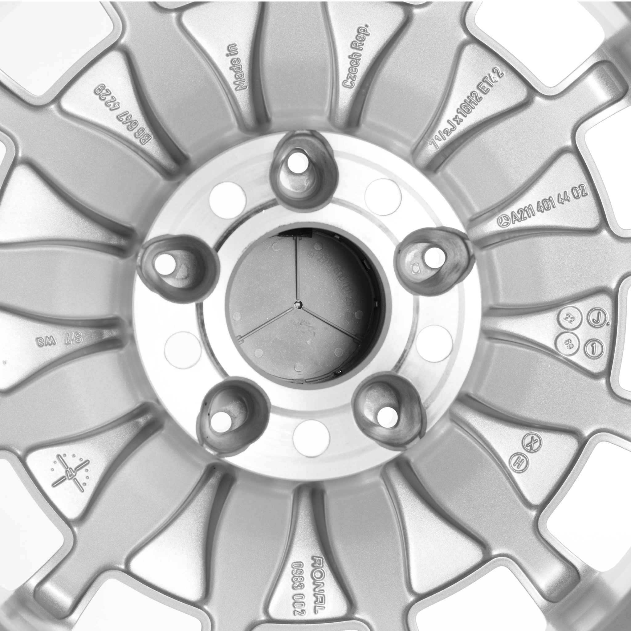 Mercedes Yilduz [211-16] Titanium Silver Alloy Wheel Product Image #4