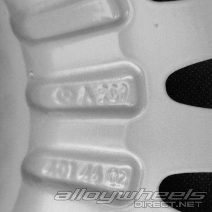 Mercedes Multispoke [209-18] Titanium Silver Alloy Wheel Product Image #4