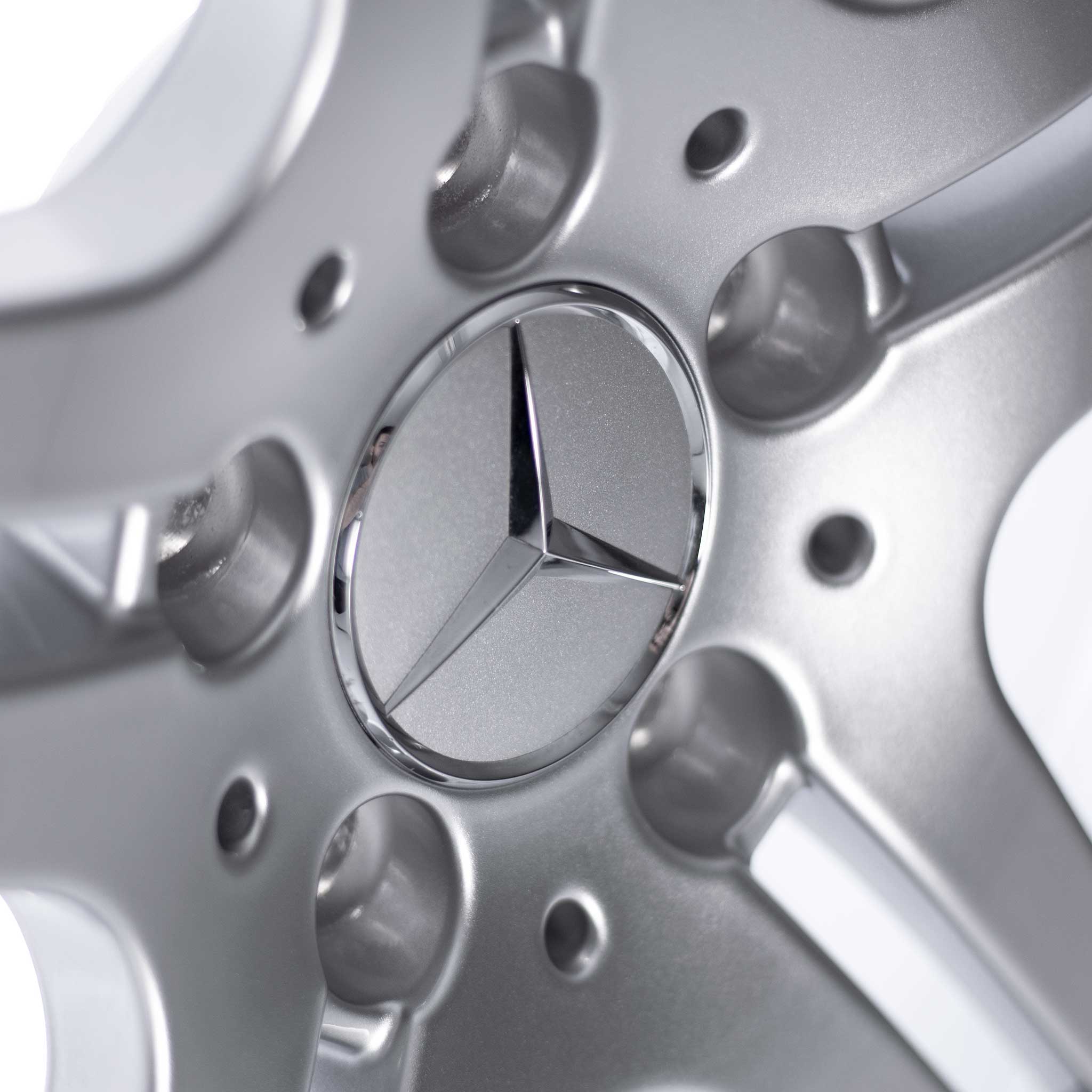 Mercedes 5 Twin Spoke [203-18] Titanium Silver Alloy Wheel Product Image #4