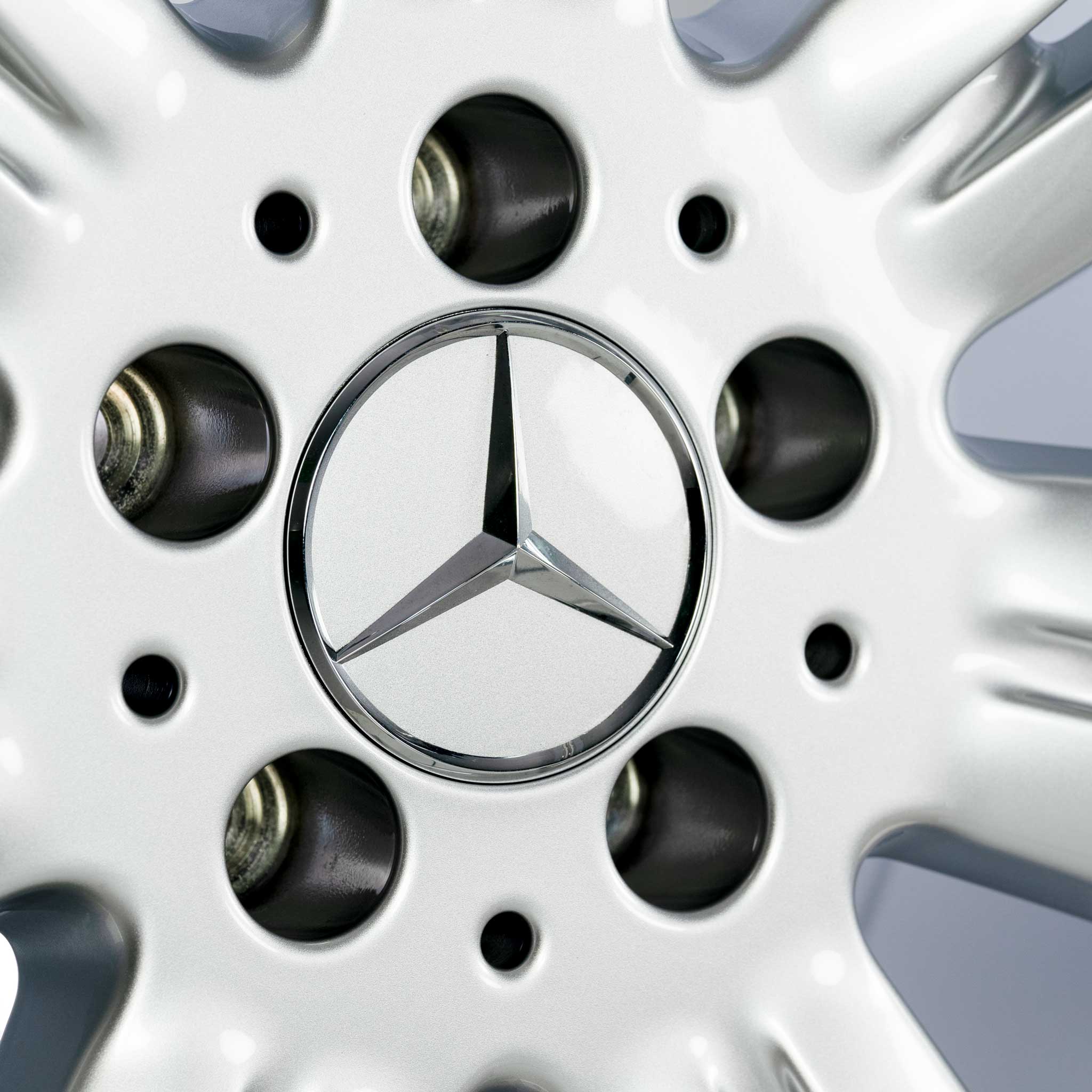 Mercedes 7 Twin Spoke [221-18] Titanium Silver Alloy Wheel Product Image #4