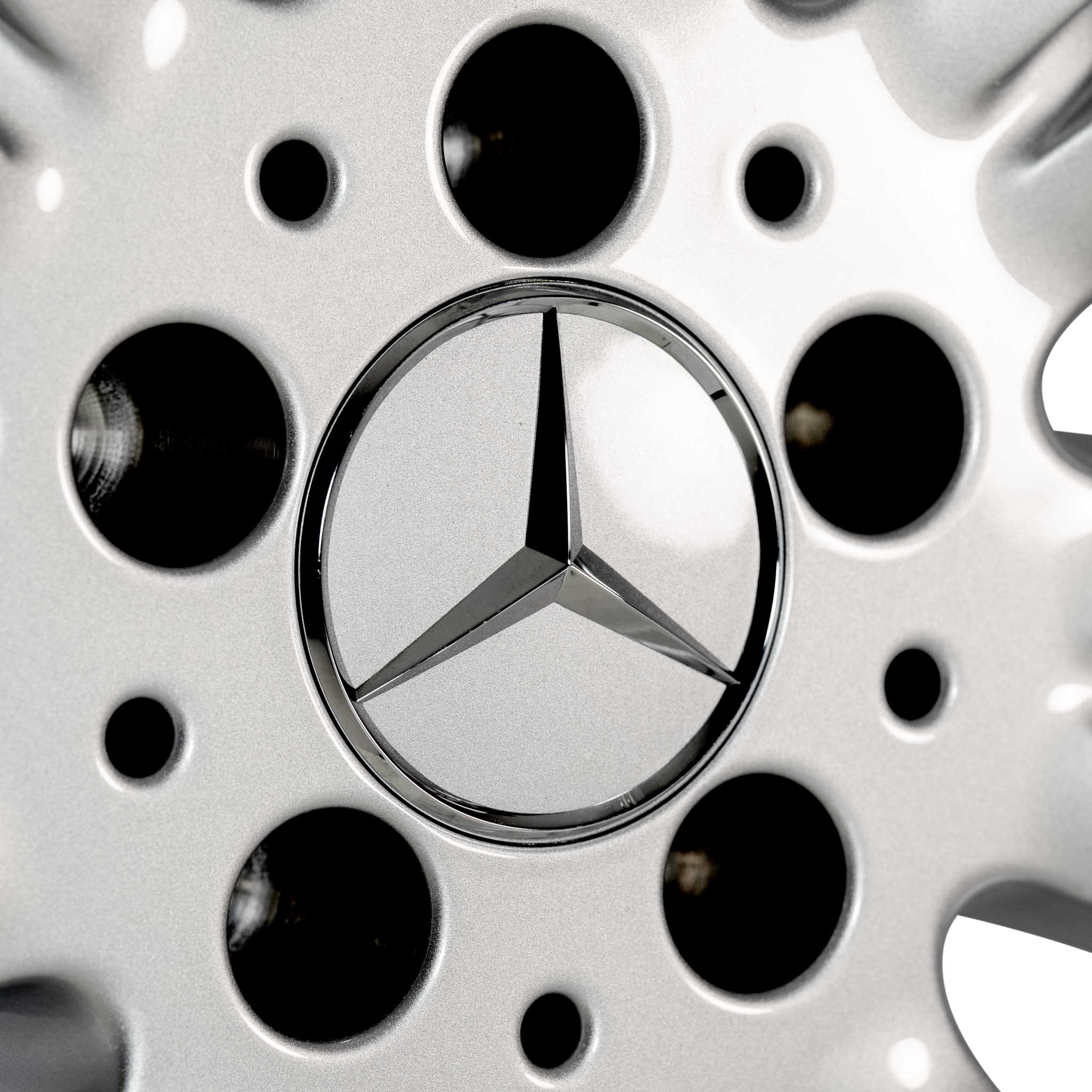 Mercedes 7 Twin Spoke [221-18] Titanium Silver with High Sheen Alloy Wheel Product Image #4