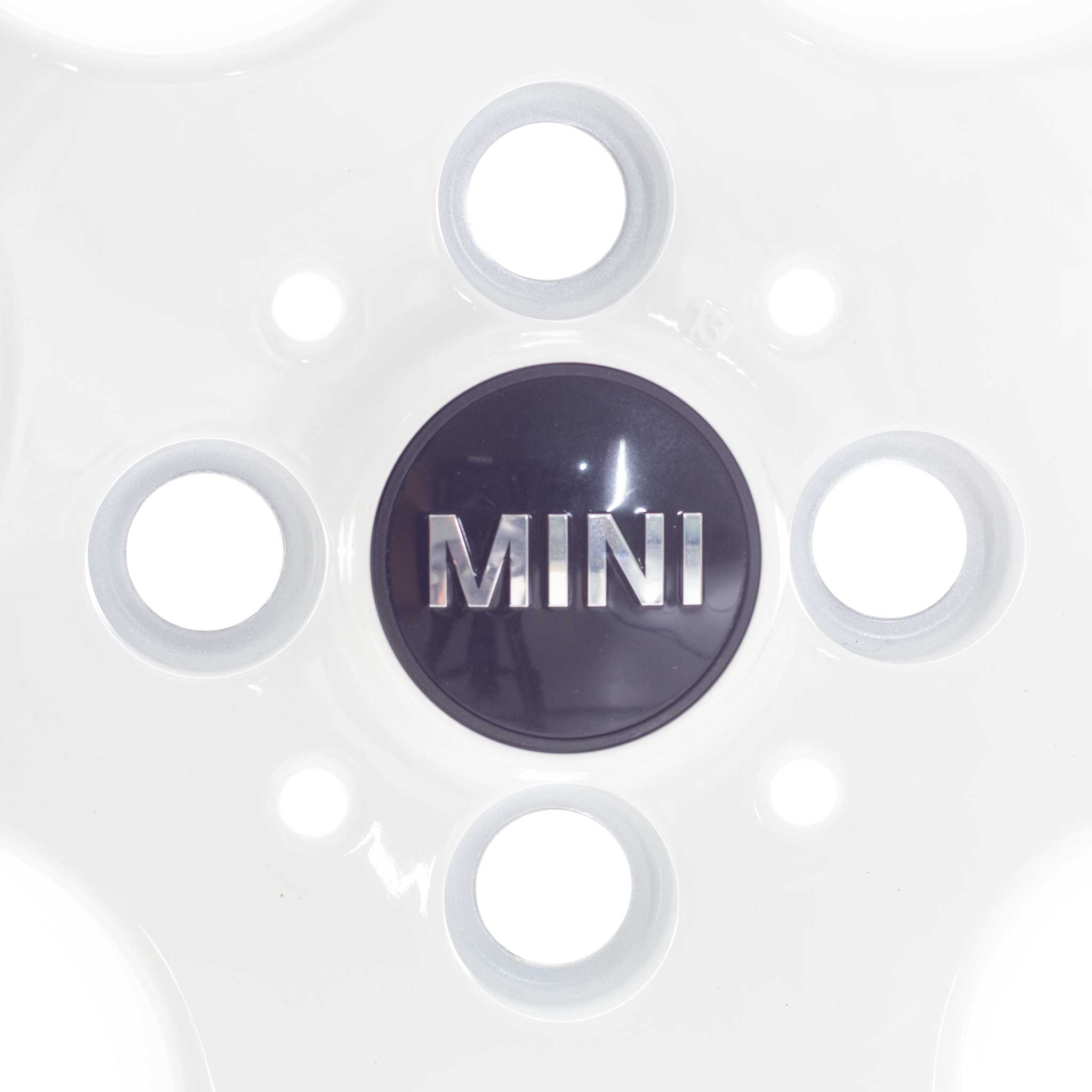 Mini R81 7 Hole White Alloy Wheel Product Image #4