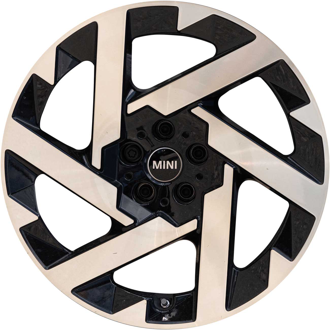 Mini 947 Kaleido Spoke Tinted Vibrant Silver with Bright Turned Alloy Wheel Product Image #1