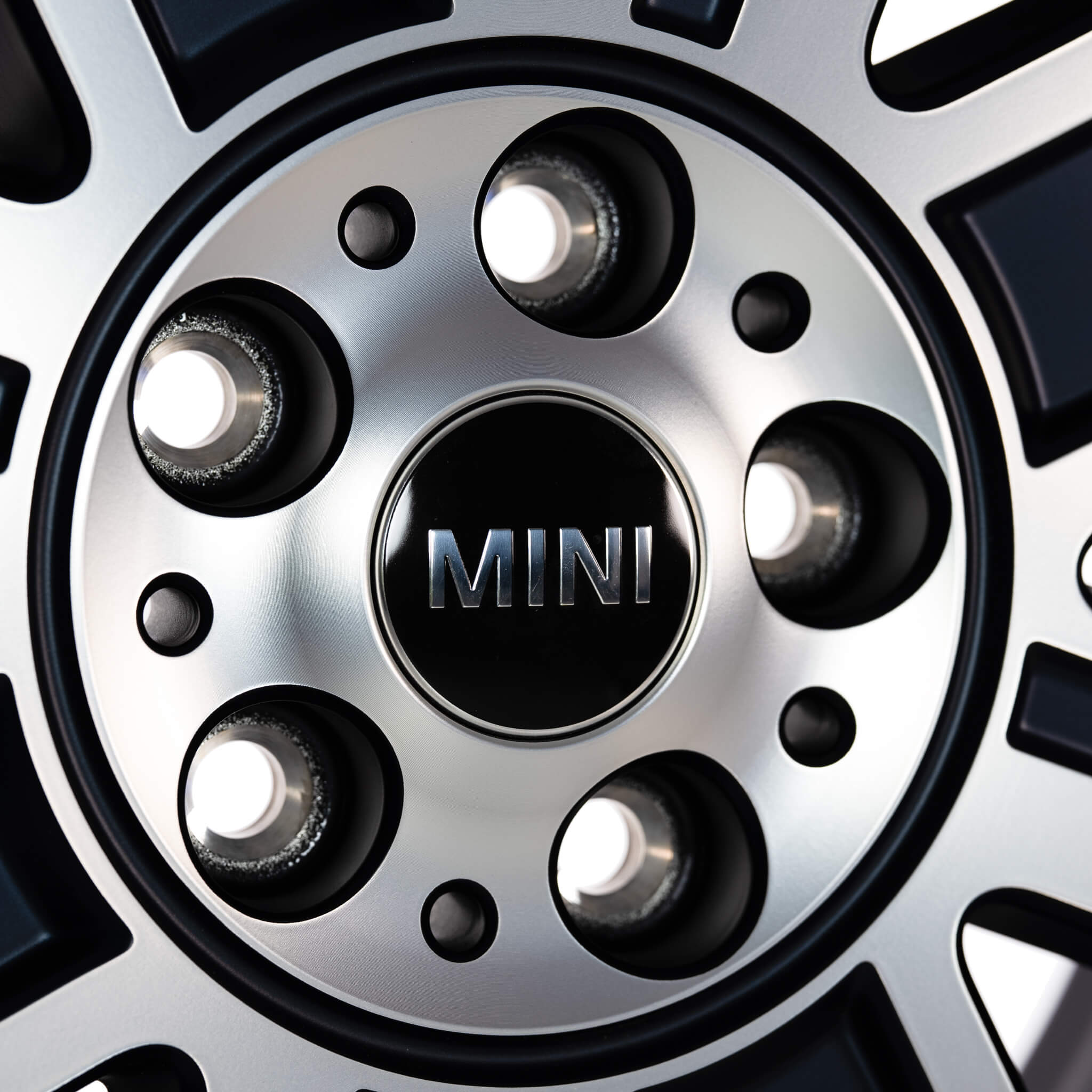 Mini 820 Yours British Spoke Enigmatic Black Alloy Wheel Product Image #4