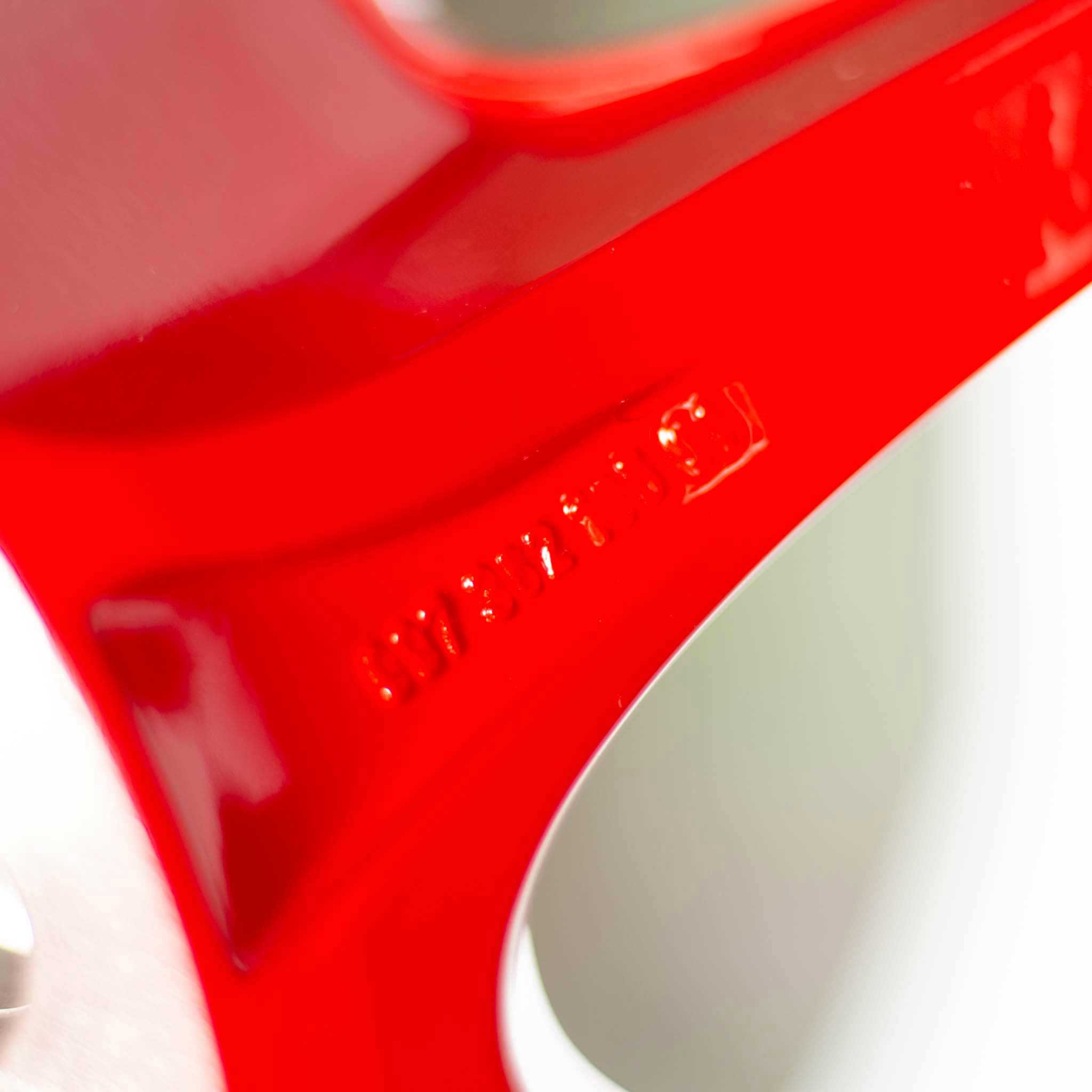 Porsche GT3 RS [997 CL] Guards Red Alloy Wheel Product Image #5